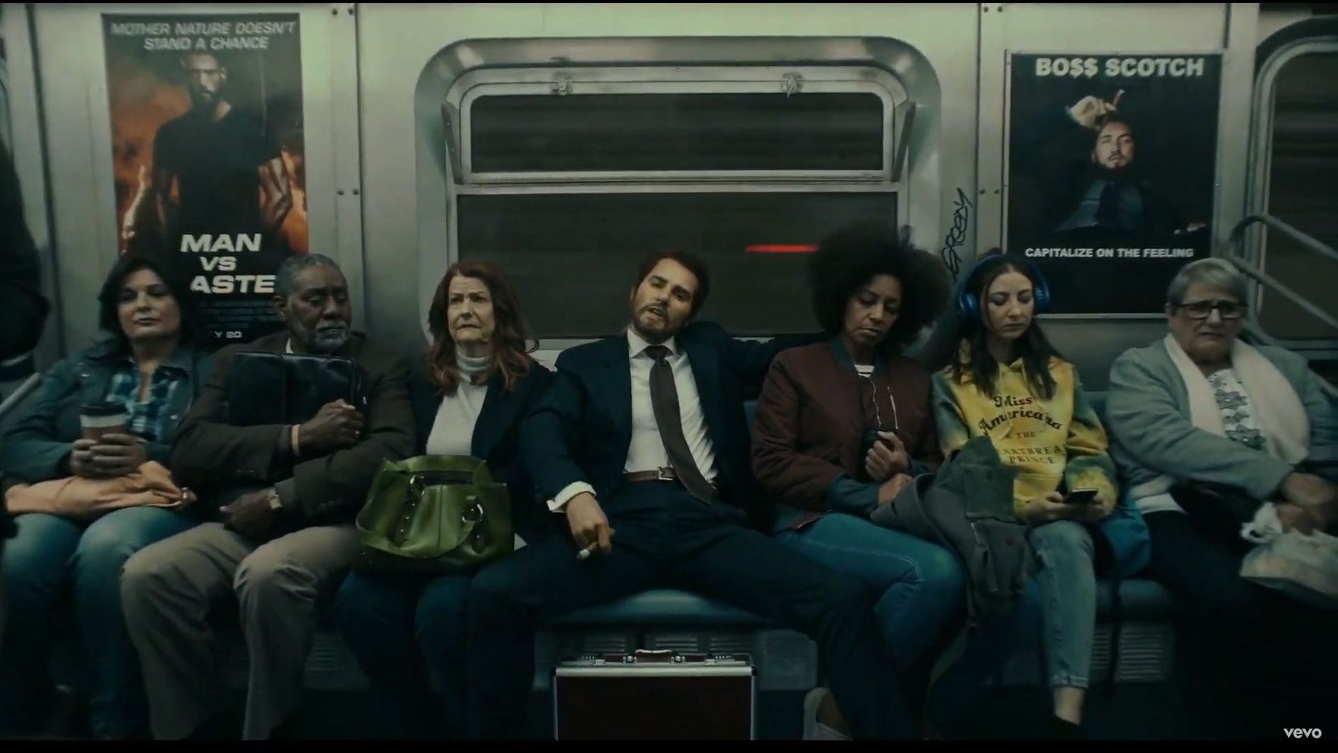 Taylor Swift dans le clip "The Man"