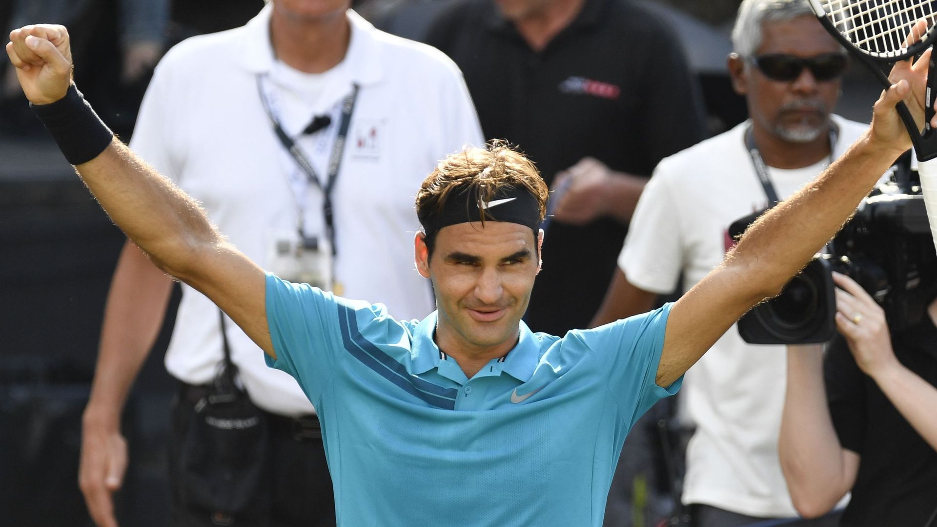 Federer Se Hisse En Finale à Stuttgart Et Redevient N.1 Mondial - RTBF ...