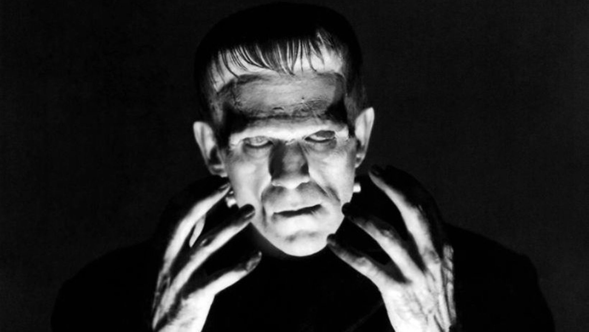 Boris Karloff dans le rôle du monstre de Victor Frankenstein