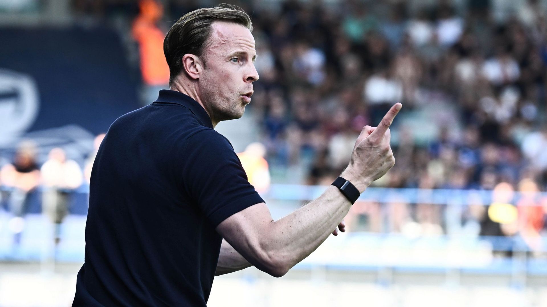 Tacticien et meneur d’hommes, art du rebond, rendez-vous manqué : qui est Vincent Euvrard, le nouveau coach du Standard ?
