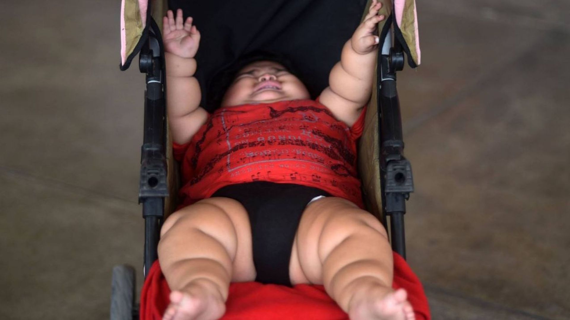 luisito-bebe-mexicain-de-10-mois-pese-28-kg