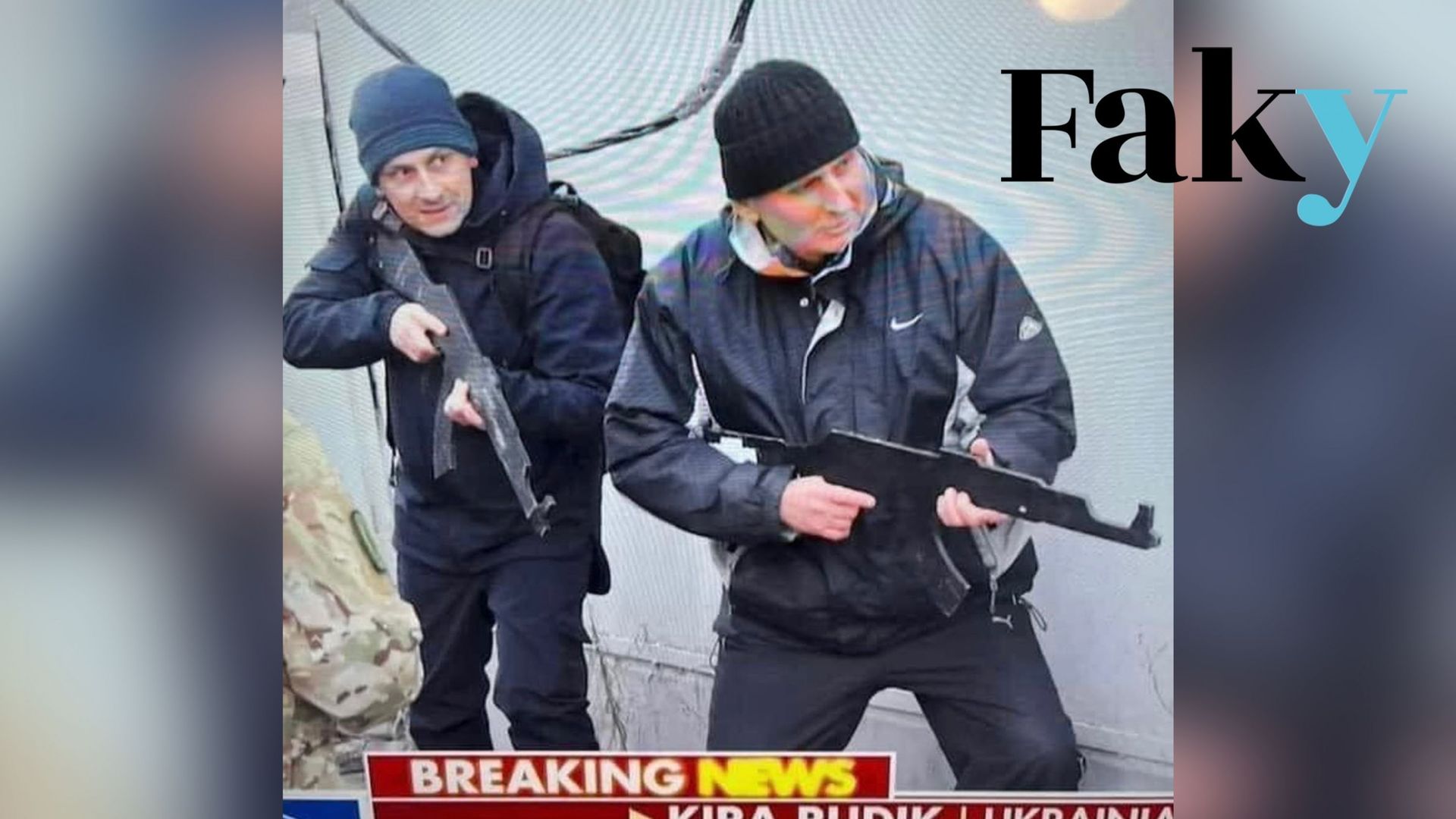 Cette image ne montre pas que des fausses armes sont distribuées aux civils ukrainiens dans la guerre contre la Russie