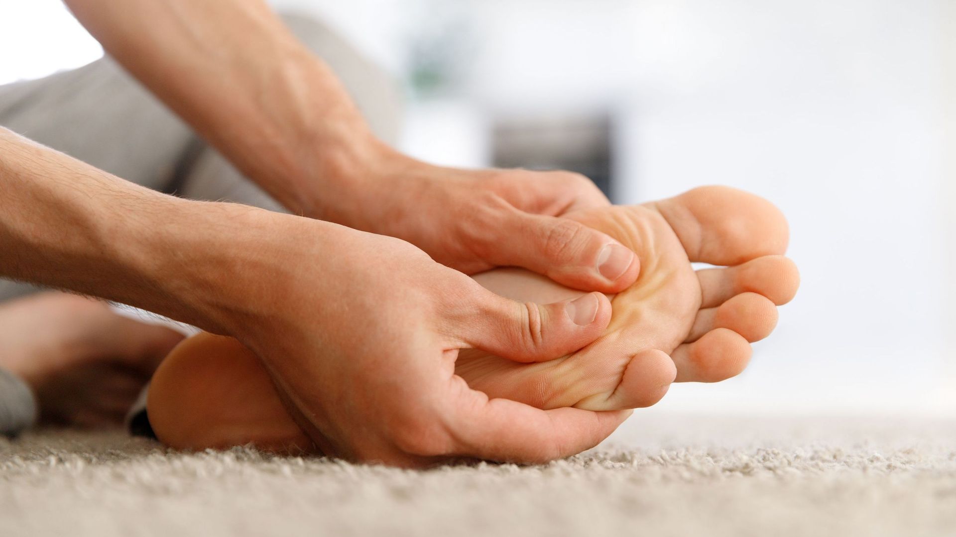 Comment faire un pansement sur un doigt ou un orteil blessé