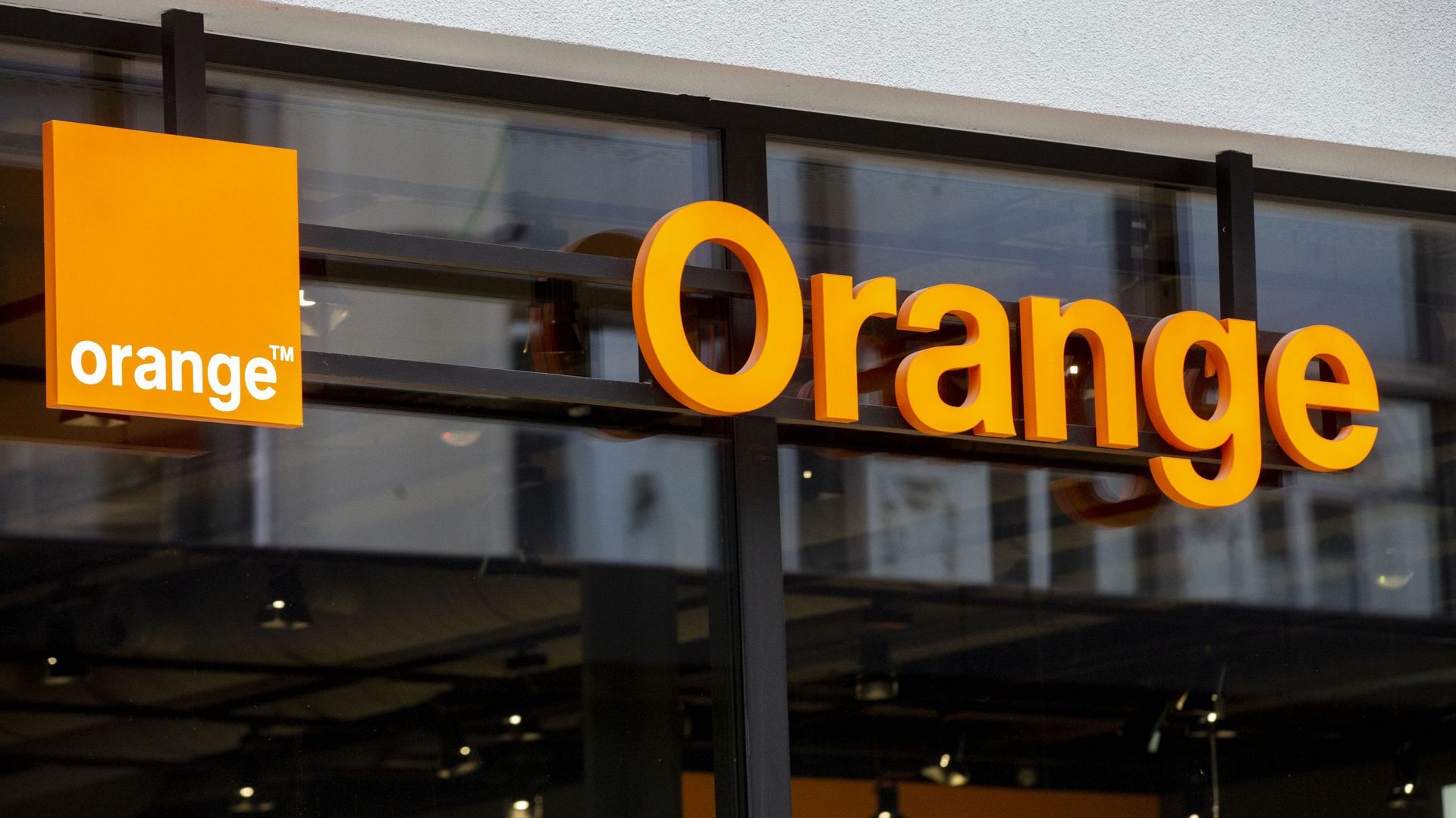 L'image d'illustration montre le logo de la marque Orange dans la rue Neuve à Bruxelles, le samedi 18 février 2023. 