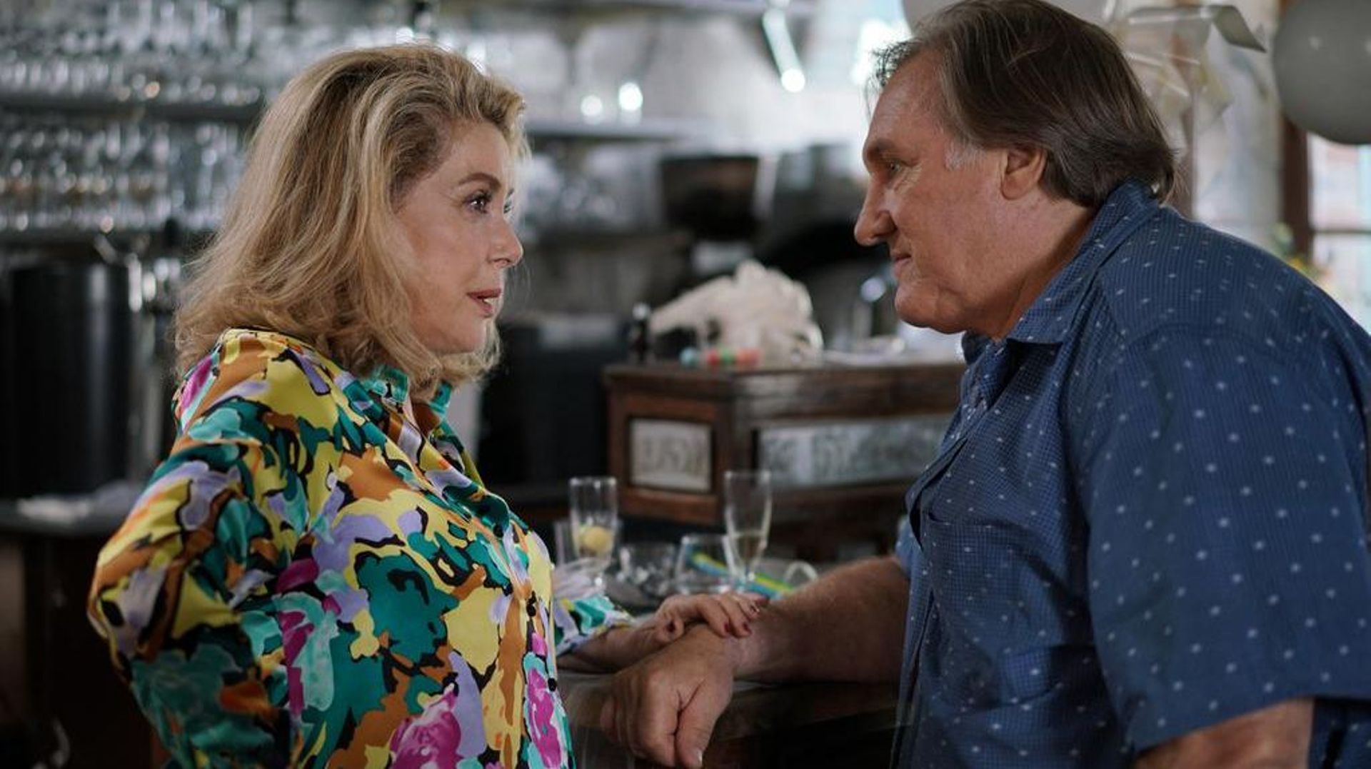 Catherine Deneuve et Gérard Depardieu dans "Bonne pomme"