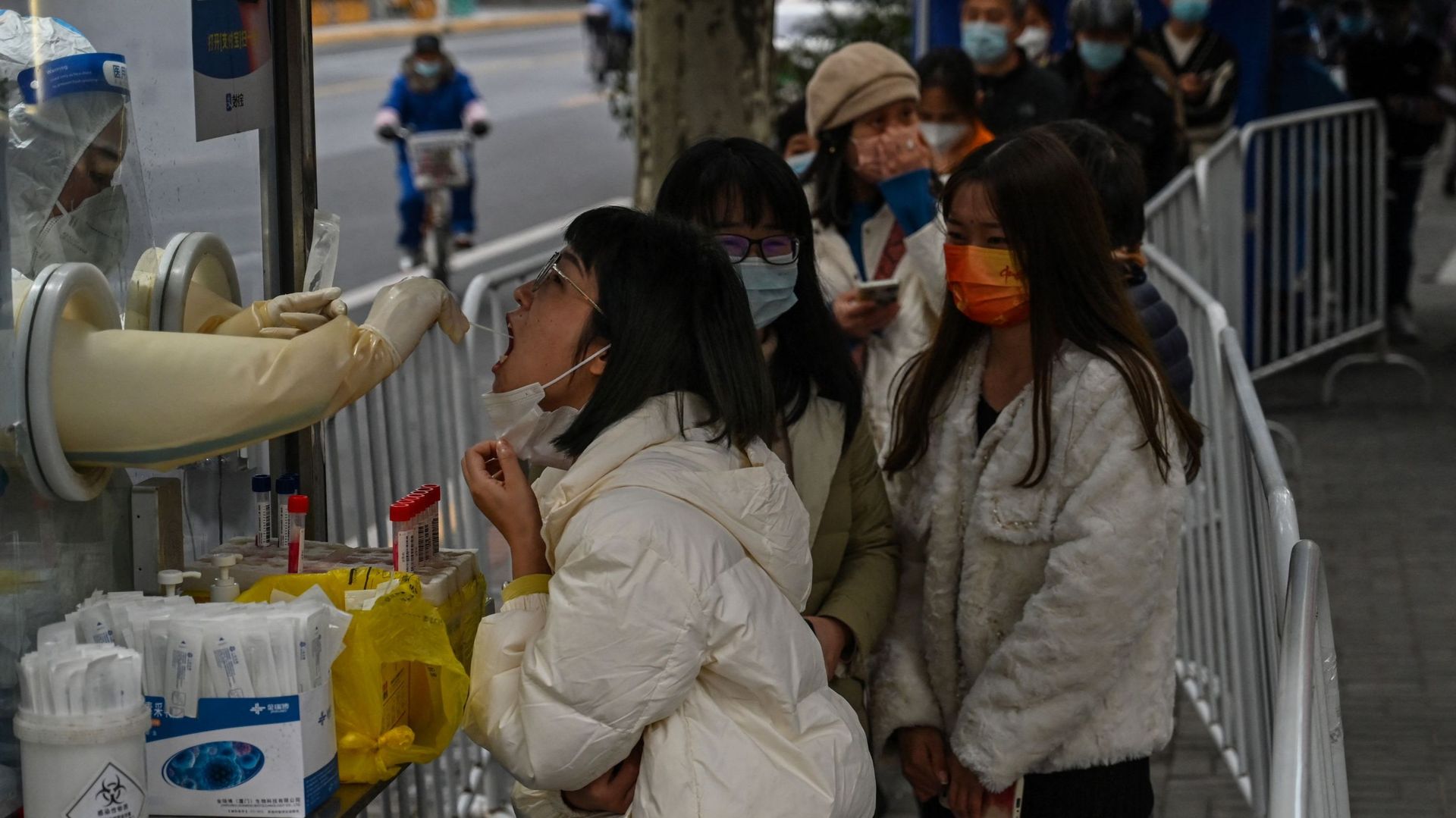 Un test Covid à Shangai