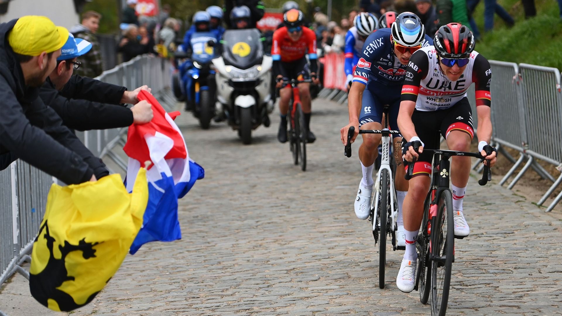 Tadej Pogacar et Mathieu van der Poel