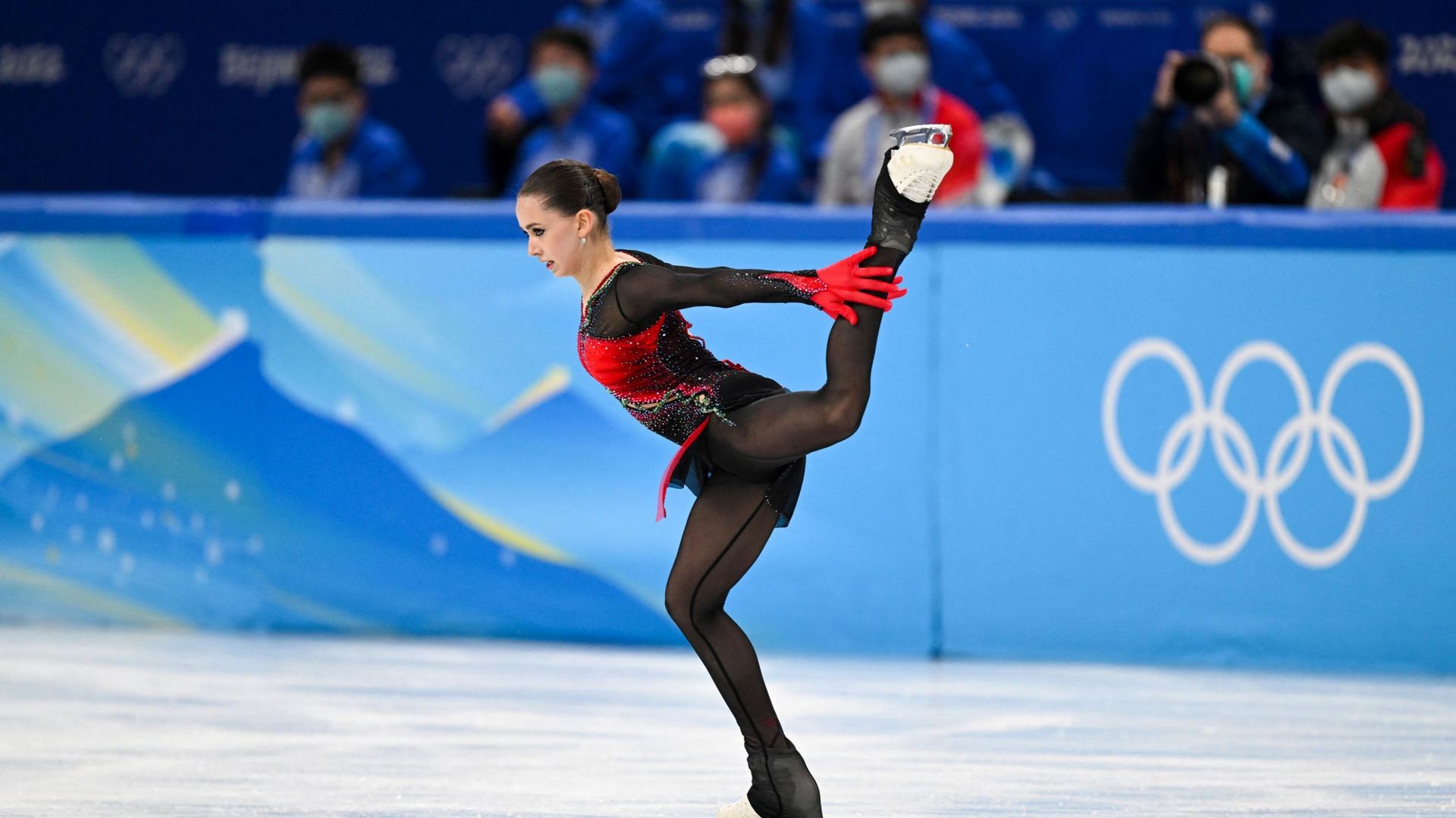 La patineuse Kamila Valieva, fortement médiatisée durant les derniers J.O d’hiver, ne pourra pas participer aux prochaines compétitions.