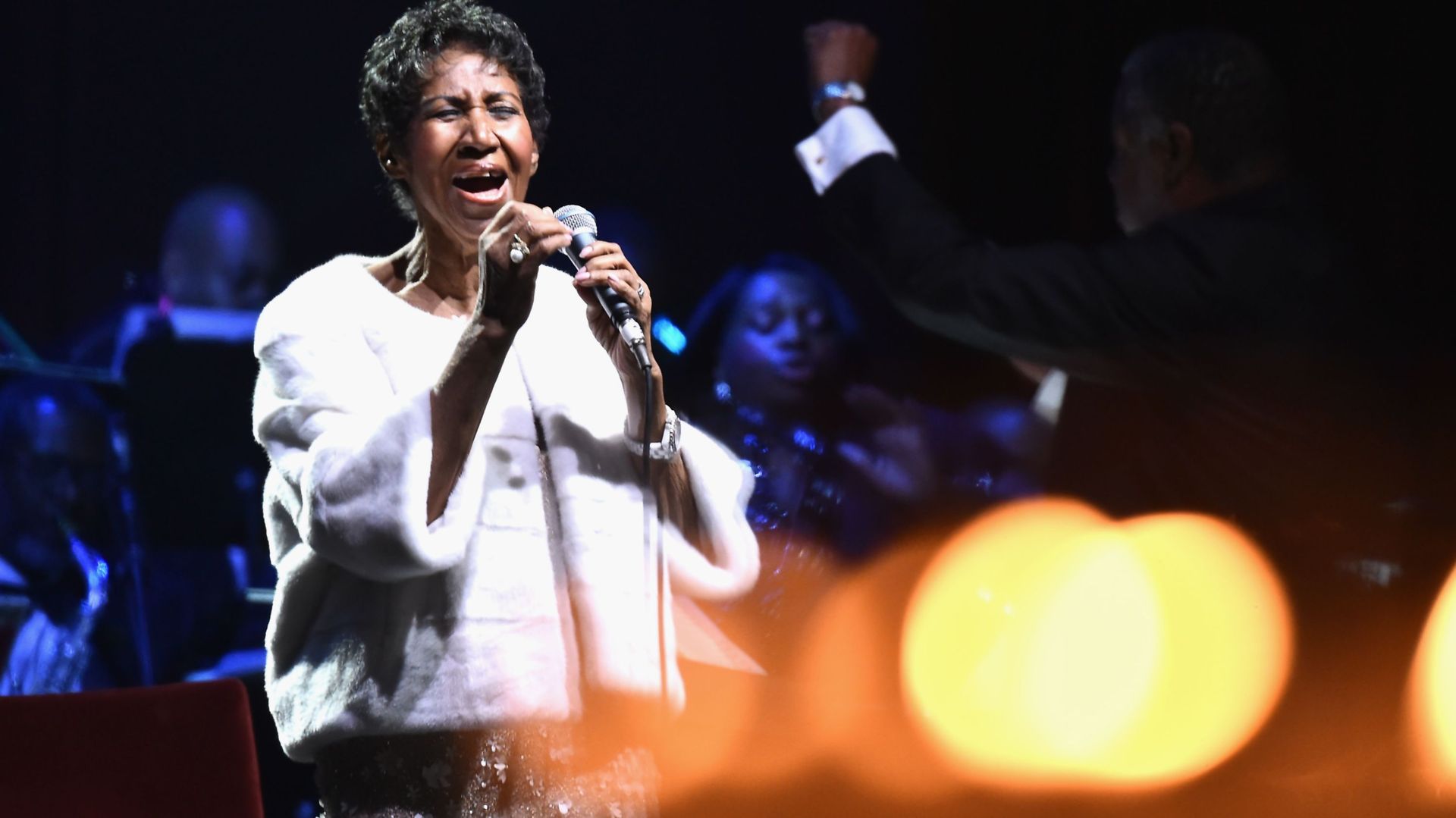 Stevie Wonder et Jesse Jackson rendent visite à la chanteuse Aretha