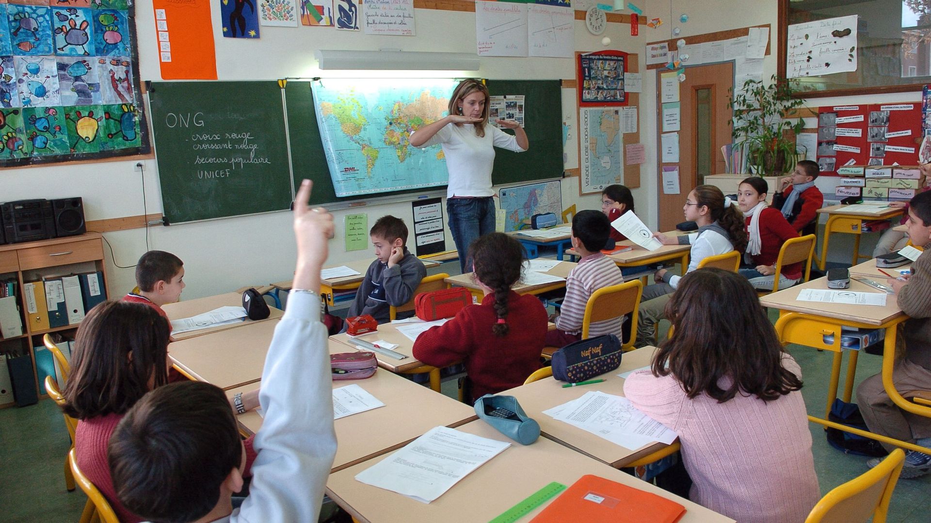 SEISME-FRANCE-EDUCATION