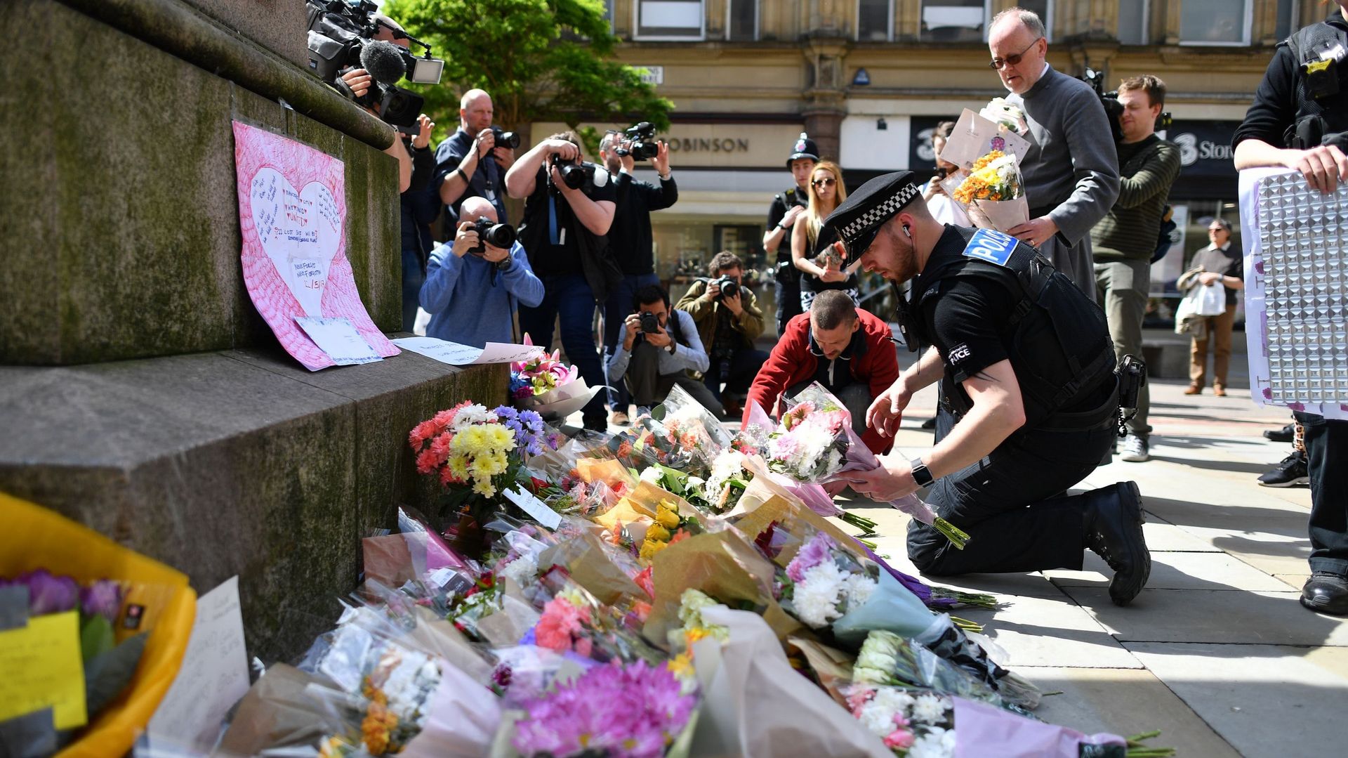 Attentat à Manchester: une petite fille de 8 ans et une adolescente parmi les victimes