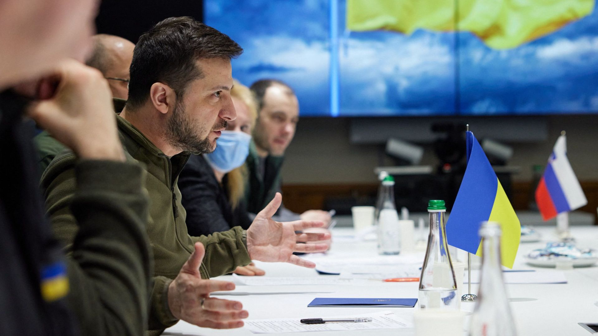 Guerre en Ukraine : la neutralité de l’Ukraine au centre des négociations, selon Moscou.