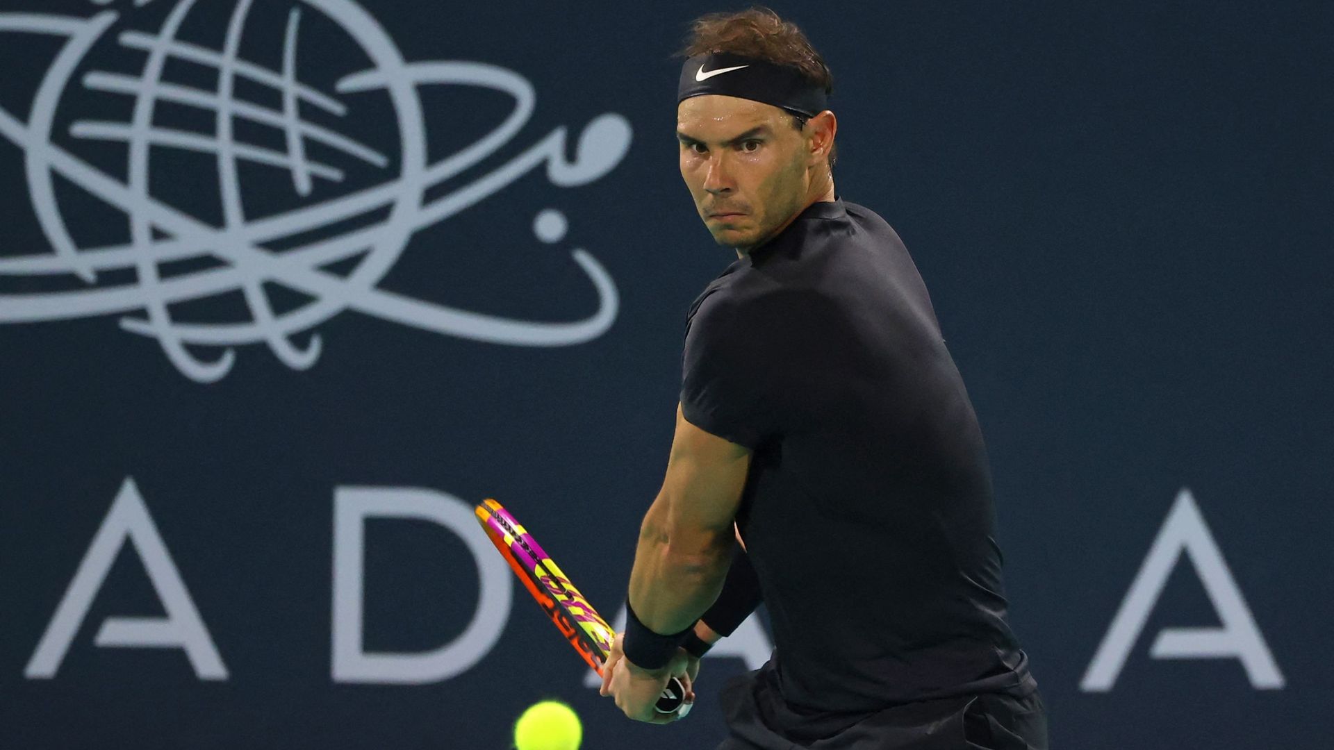 Après avoir fait sa rentrée lors du tournoi d’exhibition d’Abou Dhabi ce week-end, Rafael Nadal n’est pas encore certain de participer à l’Open d’Australie.