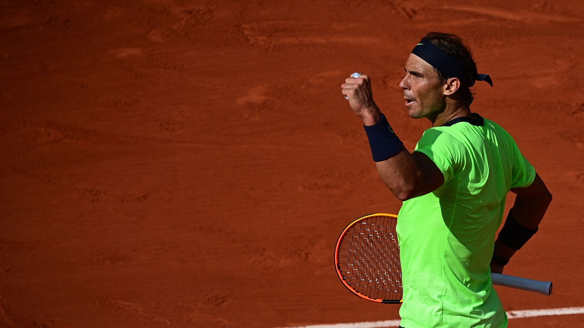 Rafael Nadal se qualifie pour les demis de Roland-Garros. 