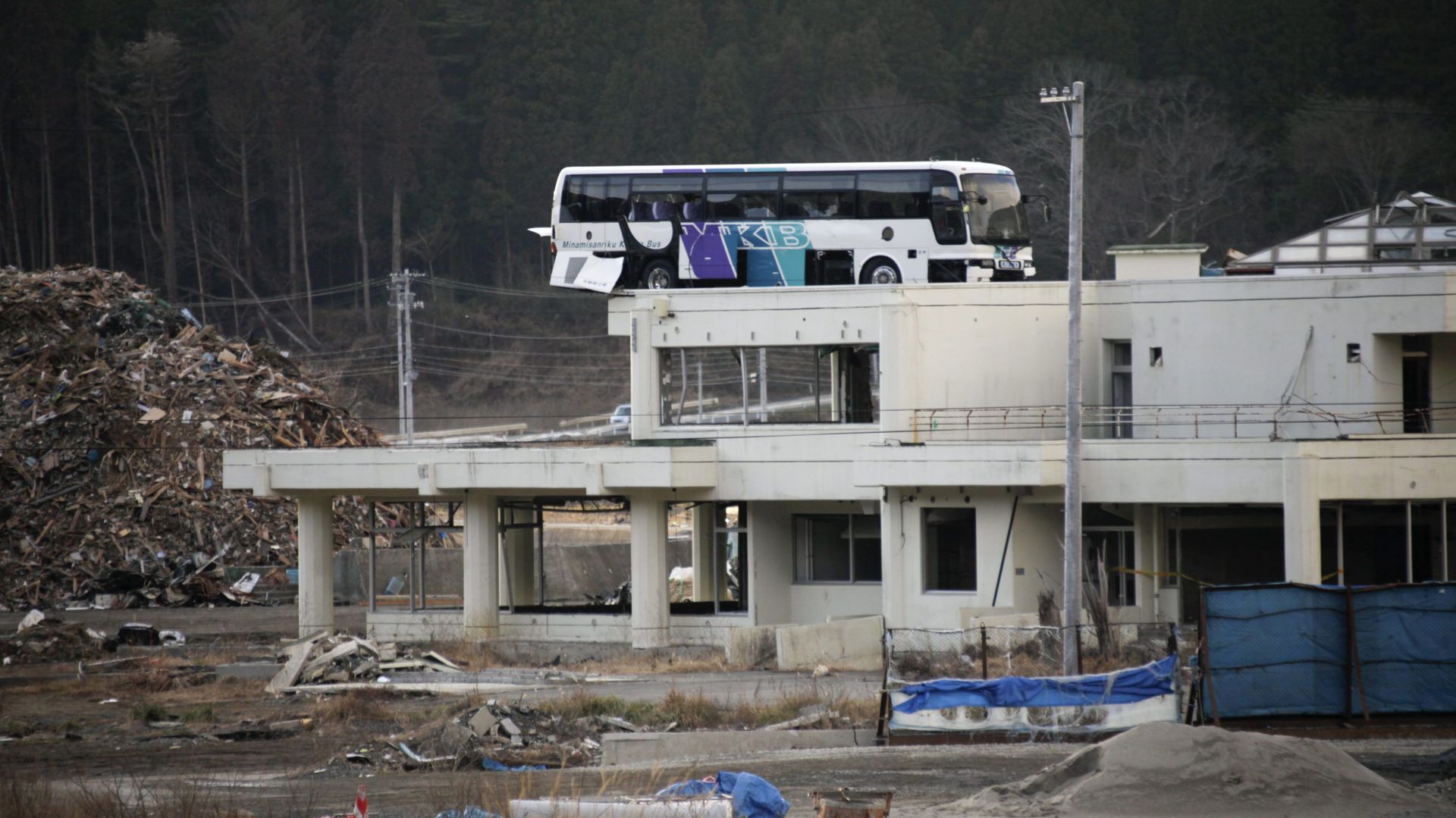 Le tremblement de terre et le tsunami qui ont ravagé le Japon ont coûter cher
