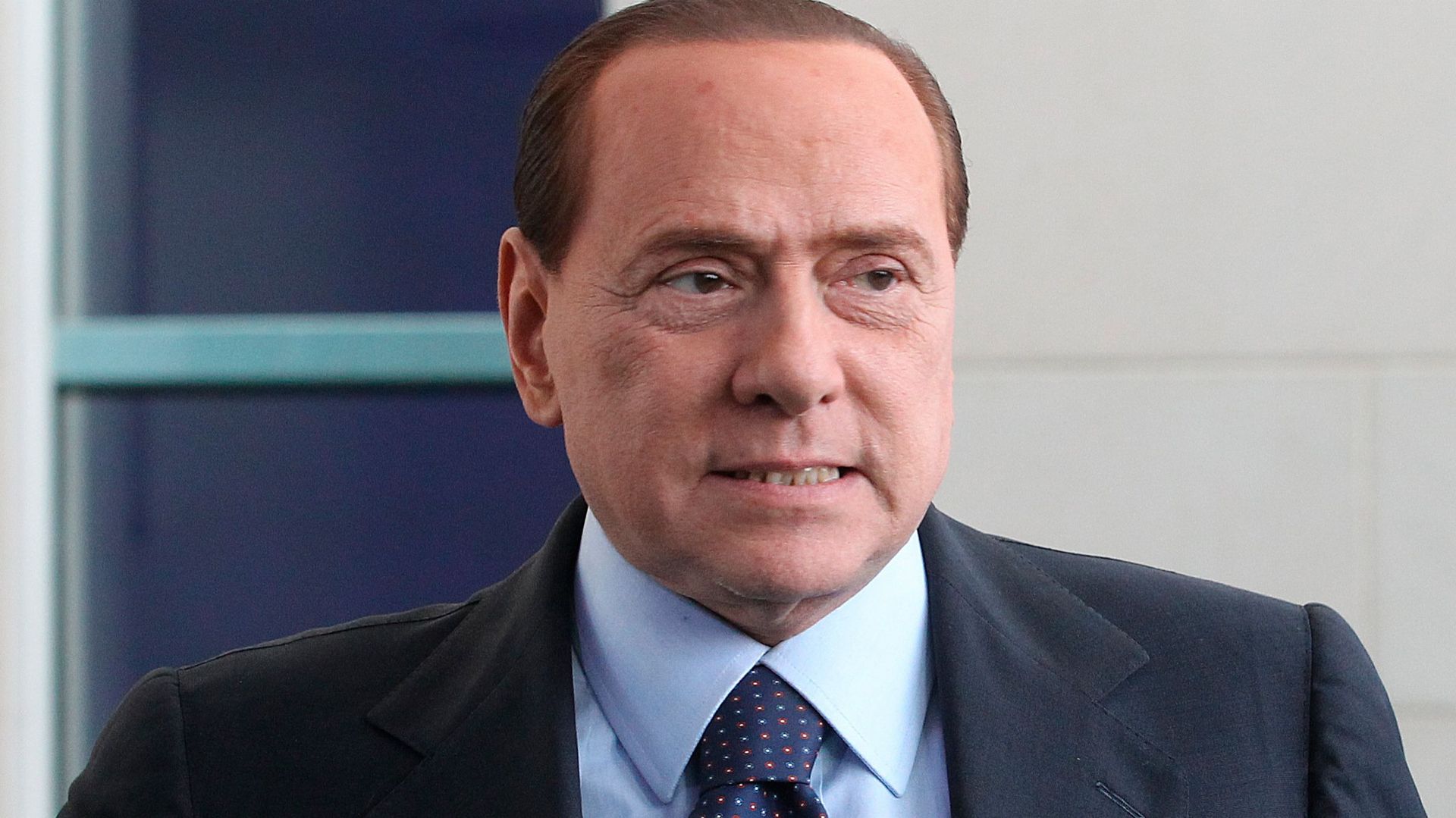 Italie : Berlusconi de retour à l'hôpital pour des examens
