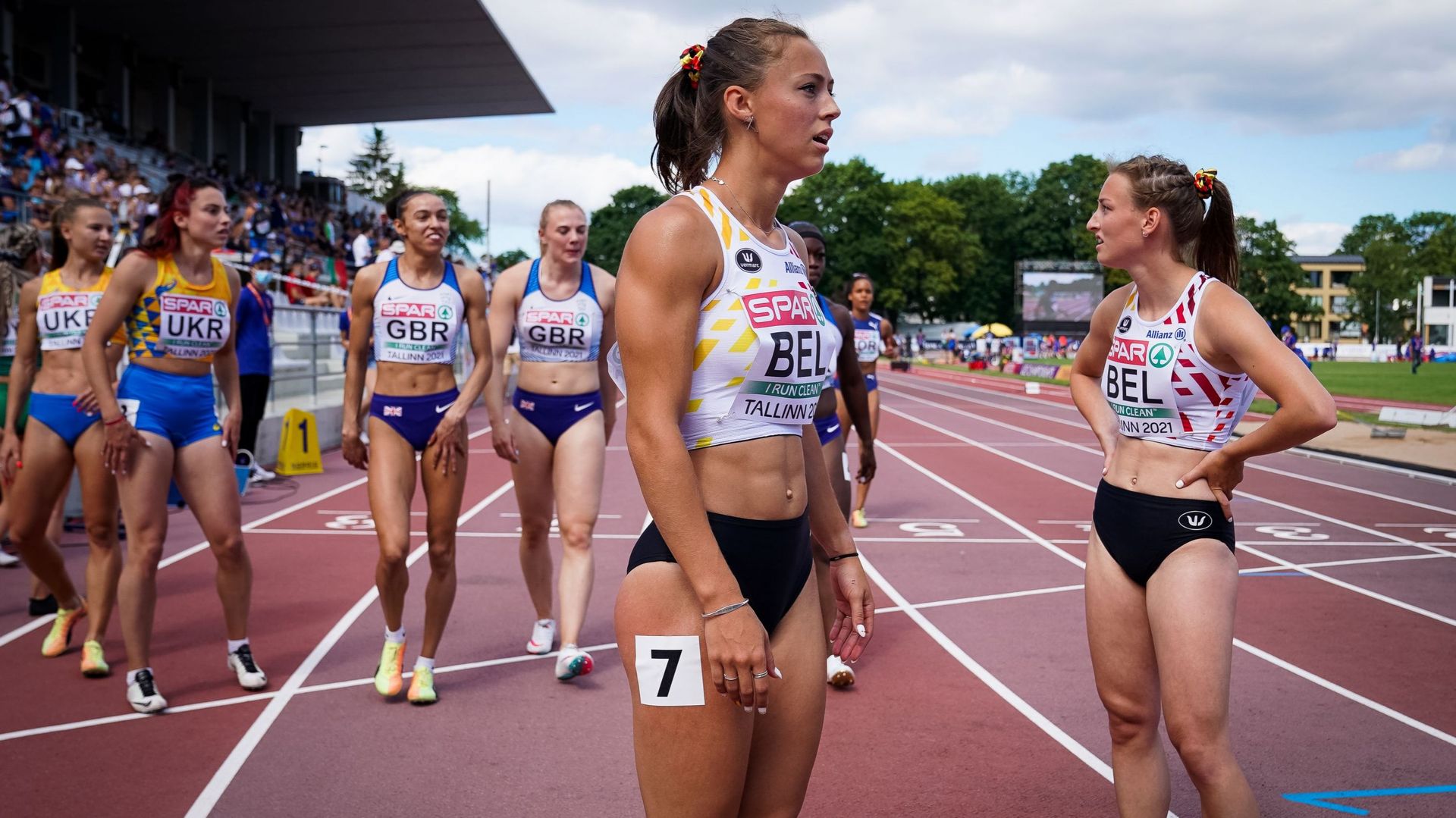 Le relais 4x100 mètres féminin ne disputera pas la finale des Championnats d’Europe d’athlétisme U23. La Belgique a été disqualifiée en séries dimanche matin à Tallinn, en Estonie.