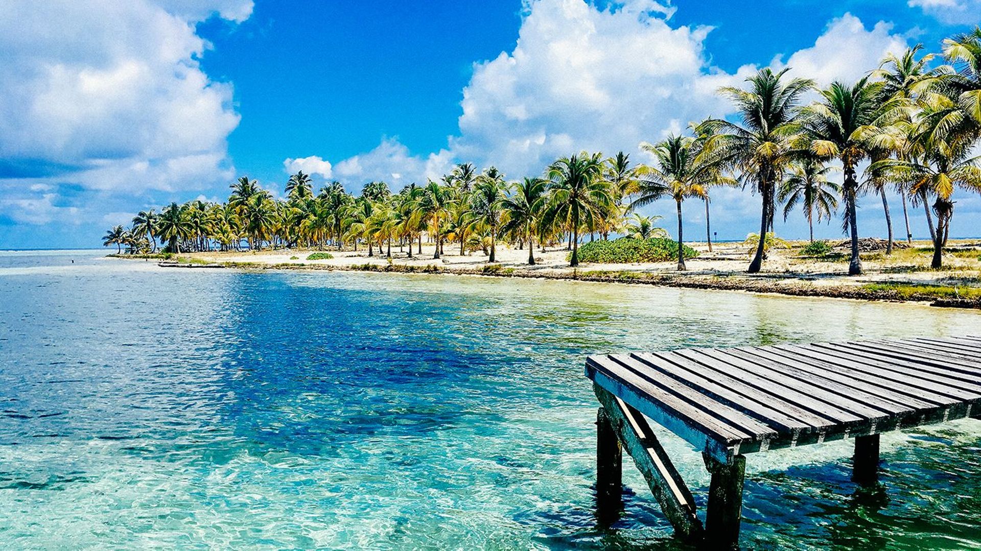 "Half Moon Caye", une île paradisiaque, au cœur du récif bélizien, classé patrimoine mondial par l'Unesco.
