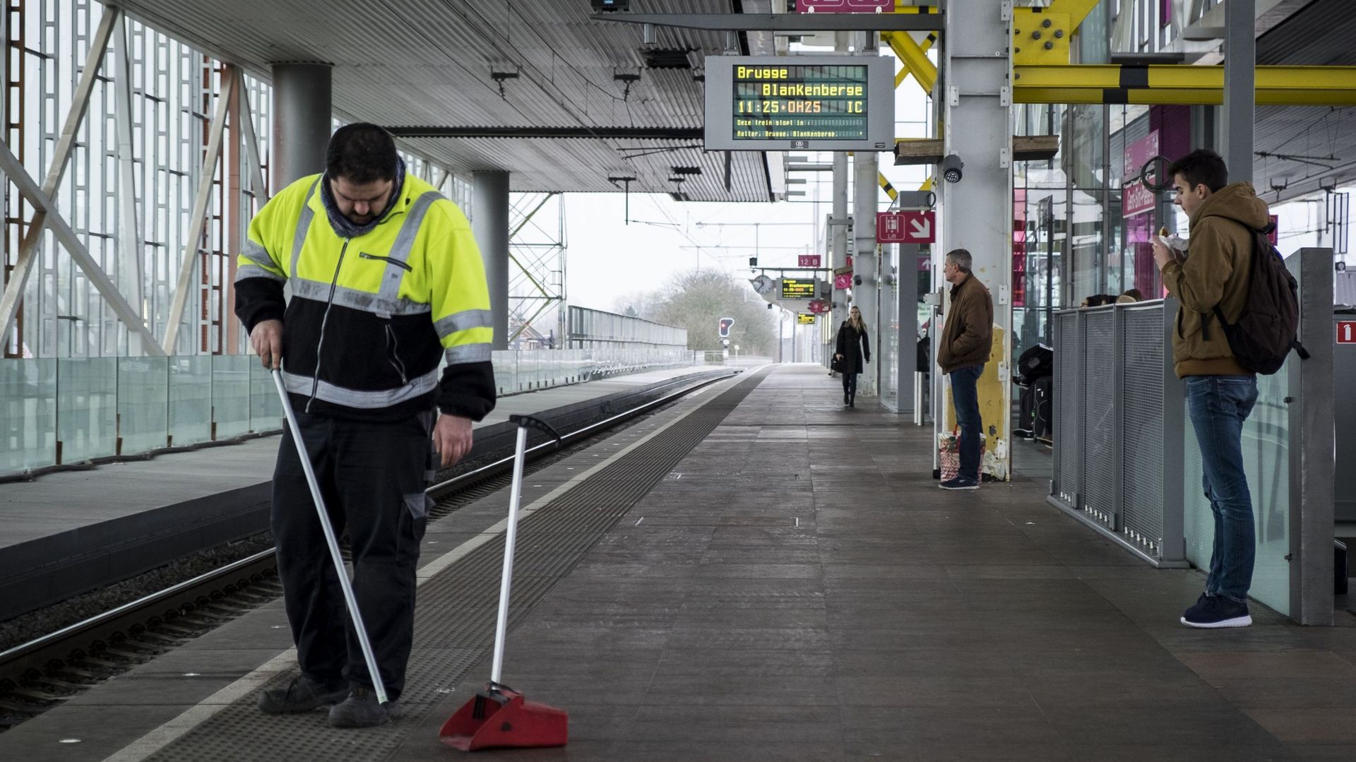 Strikes At The SNCB: Belgium Begins Three Days Of Disruption On The ...