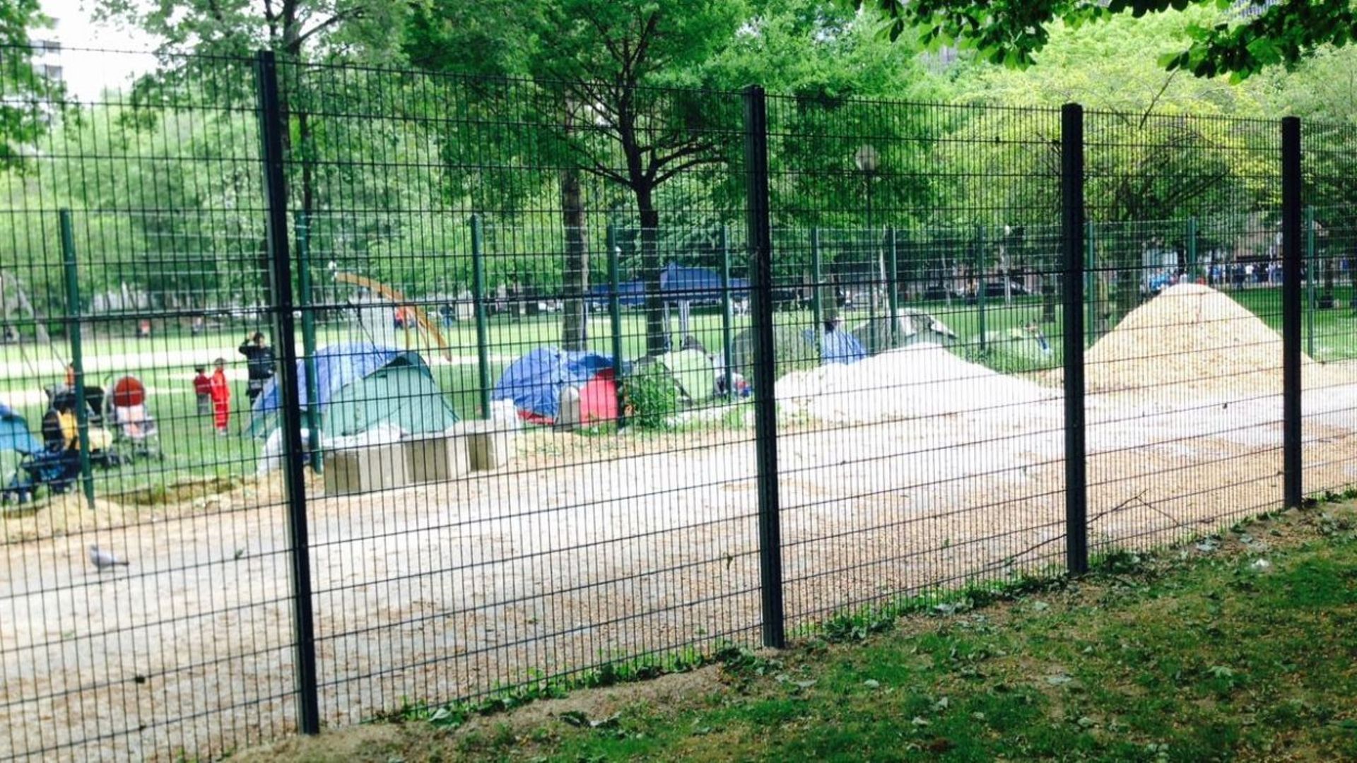 Des Roms campent dans un parc bruxellois en 2015