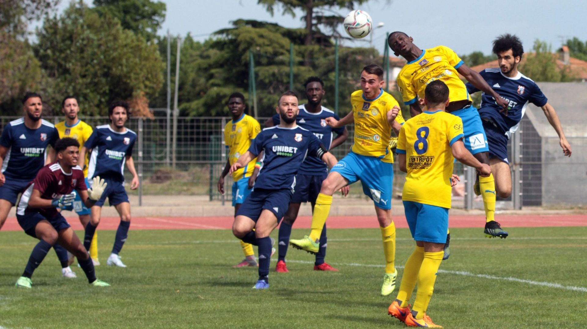 Football : La commission de discipline de la Ligue de Méditerranée de football va se réunir mercredi et devrait ouvrir une "procédure avec mise à l'instruction" autour du match suspect entre Arles et le FC Septèmes dans le championnat de Régional 2, qui s