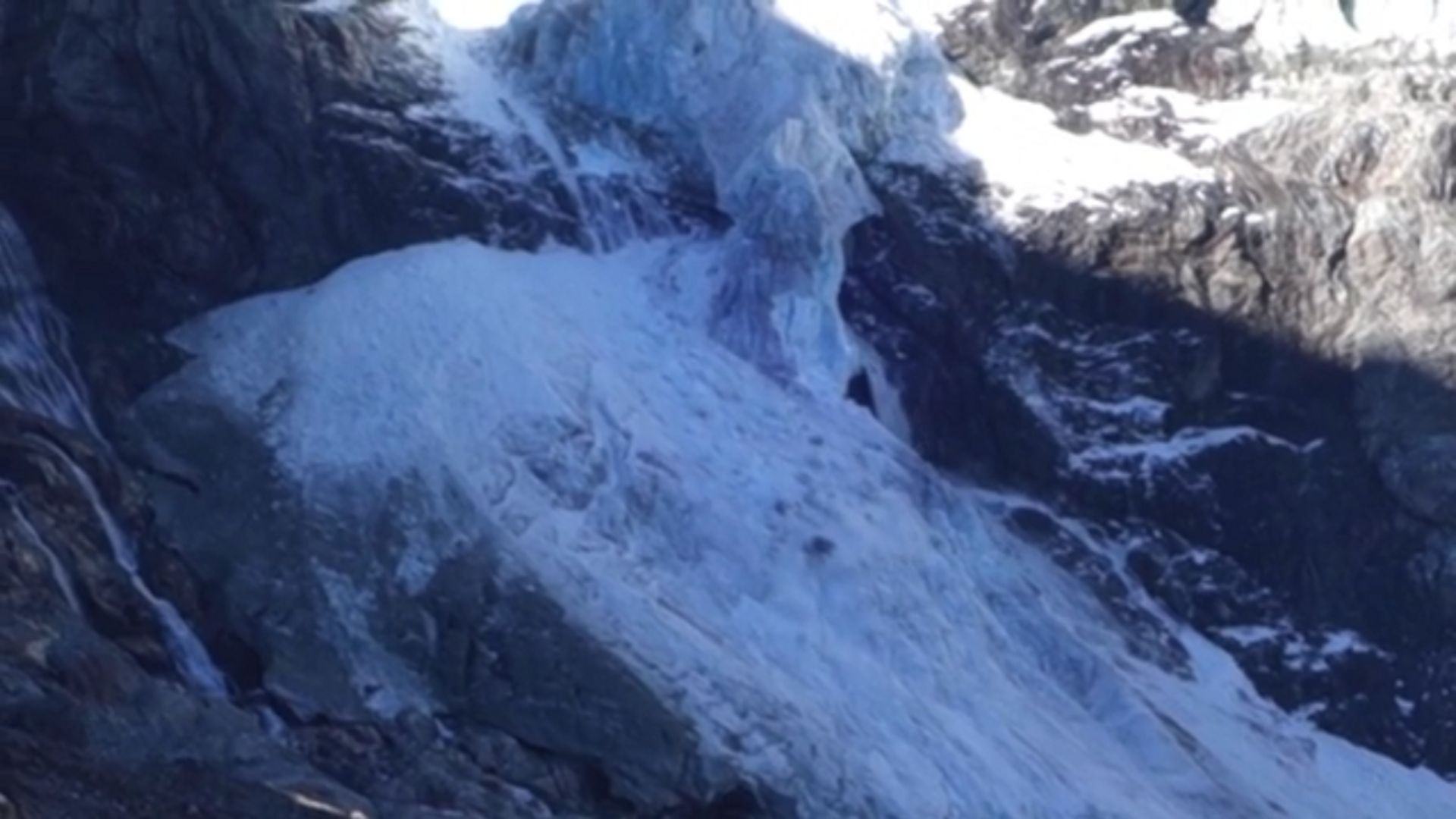 Le glacier de Tourtemagne s'effondre