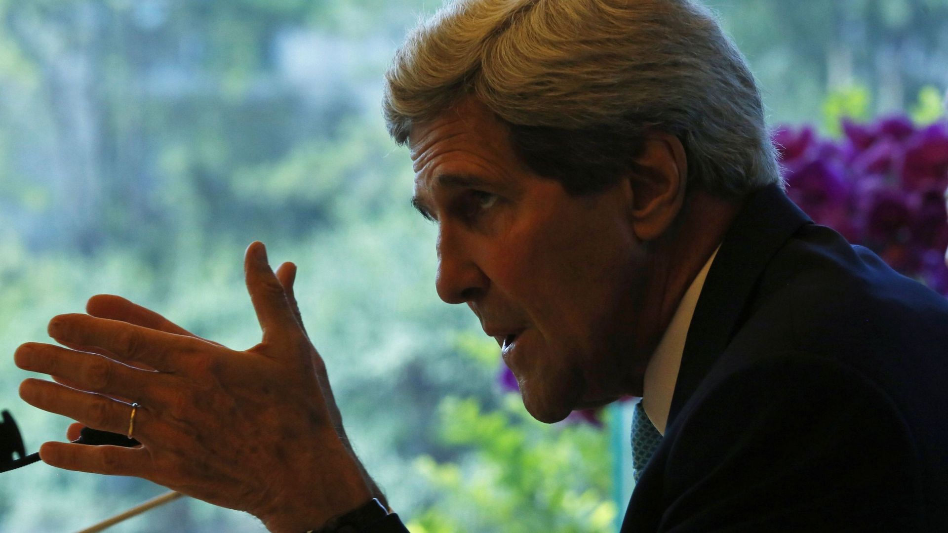 Gaza: son micro resté branché, les propos secs de John Kerry lui échappent