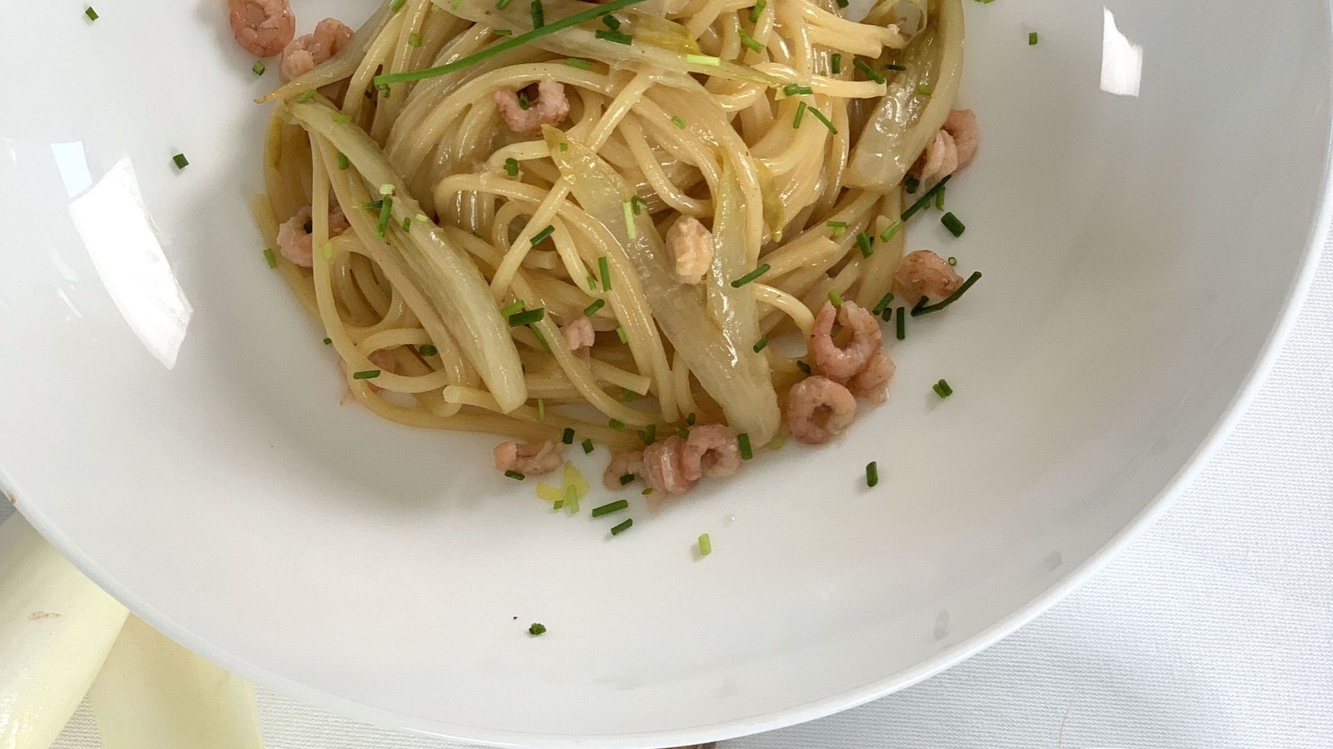 Les recettes de Leslie : Spaghettis, chicons, crevettes grises