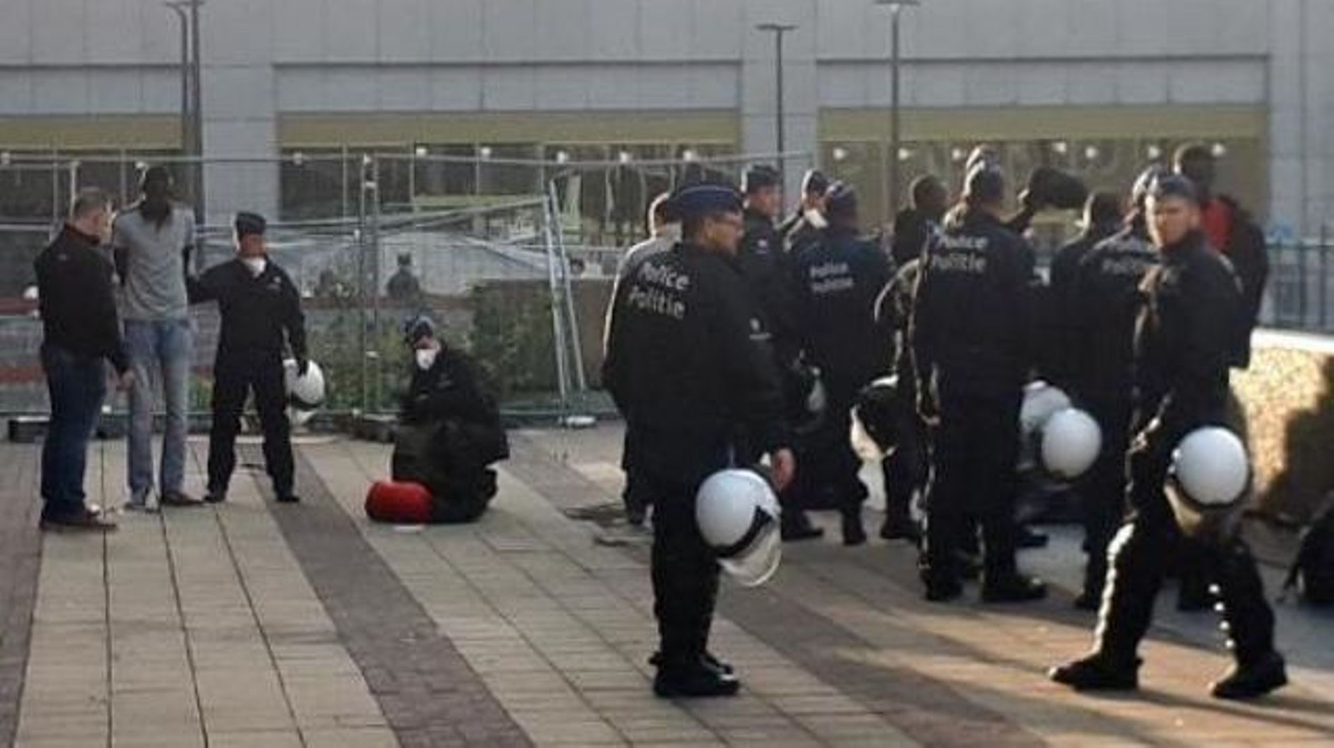 Près de 200 citoyens hébergent des migrants pour les protéger des rafles à Bruxelles