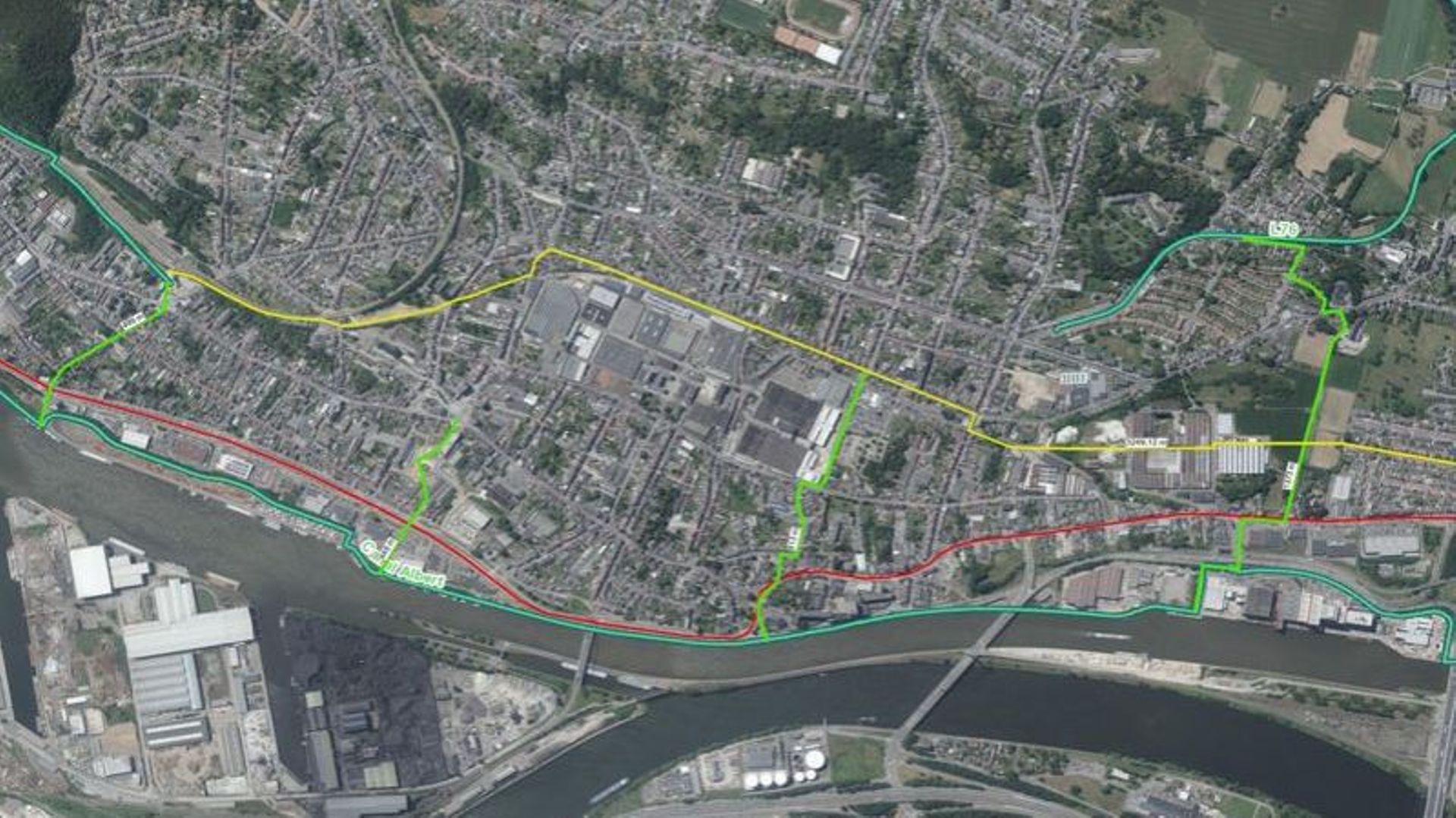 En rouge, le tram ; en jaune la low line, en vers clair, les transversales pour "rabattre" les cyclistes vers le tram