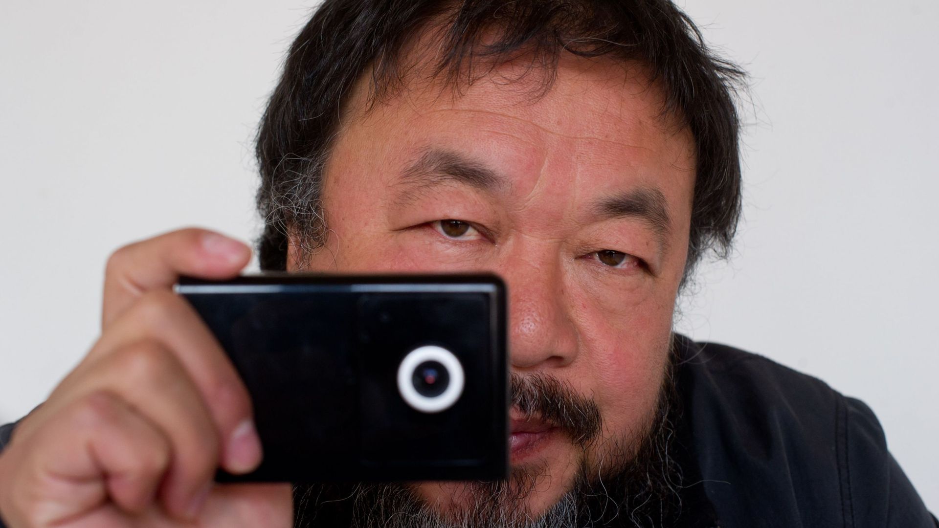 Phil Collins, Ai Weiwei et John Le Carré publieront leurs mémoires