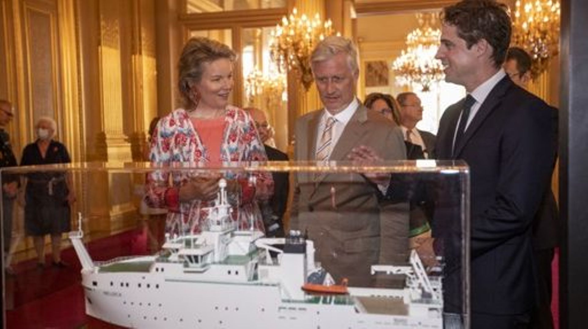 Le roi Philippe et la reine Mathilde ont inauguré les expositions estivales au palais