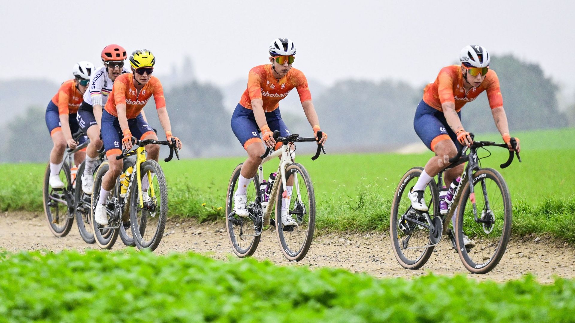 Direct vidéo - Mondiaux de Gravel : les Néerlandaises en nette supériorité numérique à l'avant