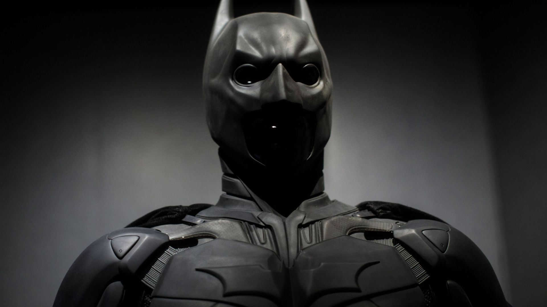 Le costume porté par l'acteur Christian Bale dans Dark Knight Rises