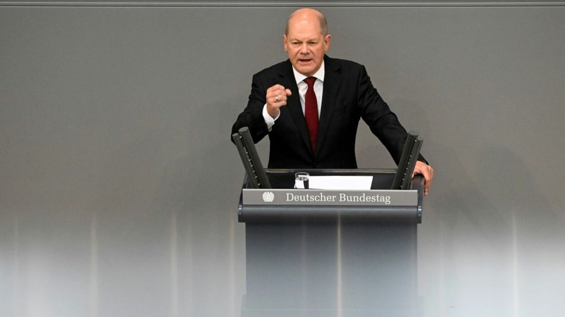 Le chancelier allemand Olaf Scholz au Bundestag (chambre basse du parlement), le 7 septembre 2022, à Berlin.
