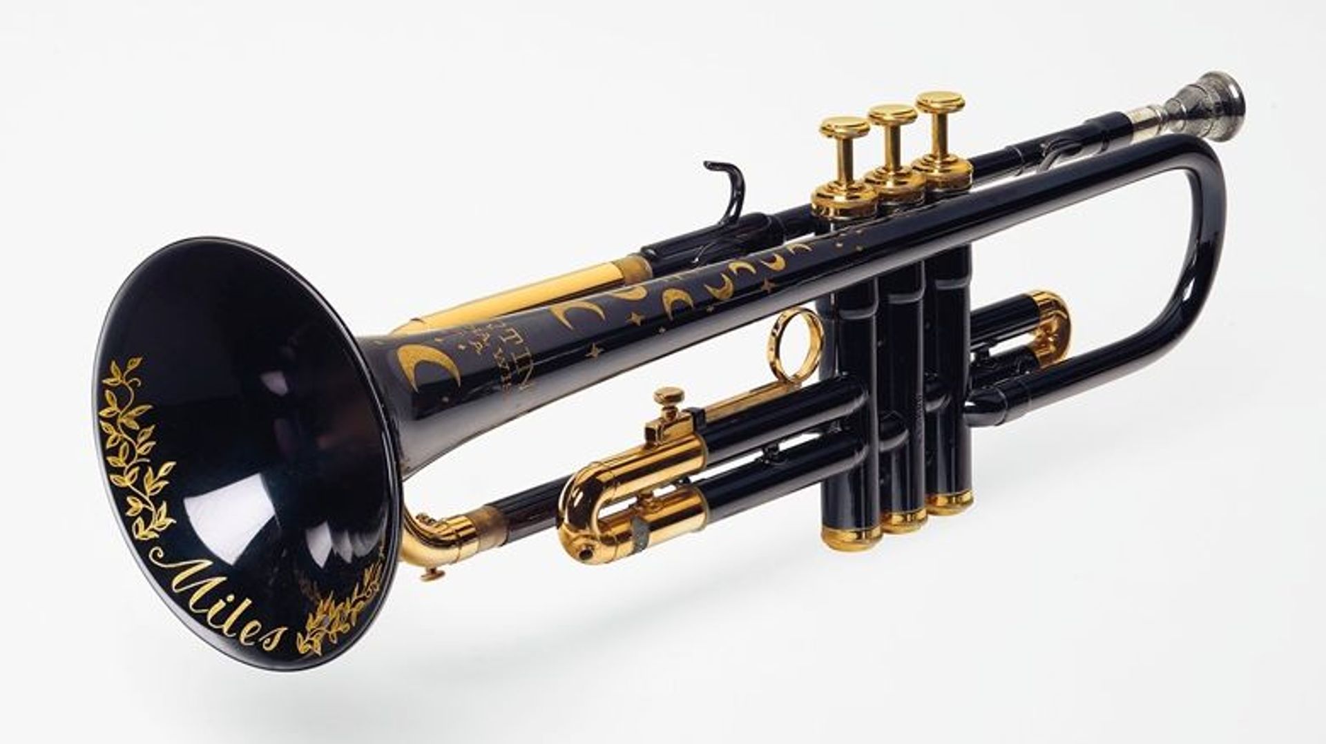 Une trompette créée pour Miles Davis aux enchères à New-York