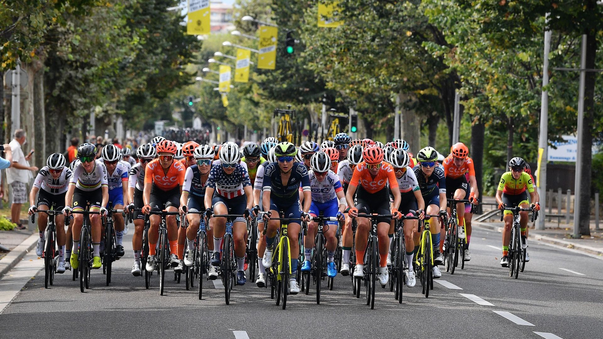 'La Course by Le Tour', course féminine d'une journée organisée avant une étape du Tour de France