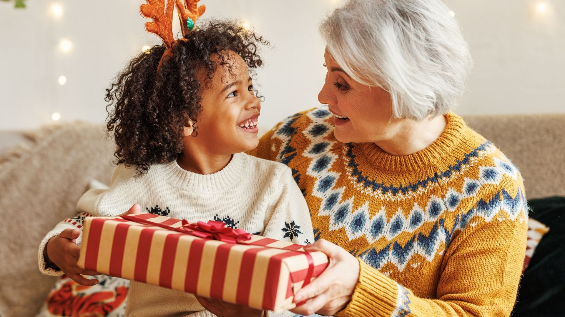 Noël 2023 : idées cadeaux pour grands-parents et beaux-parents