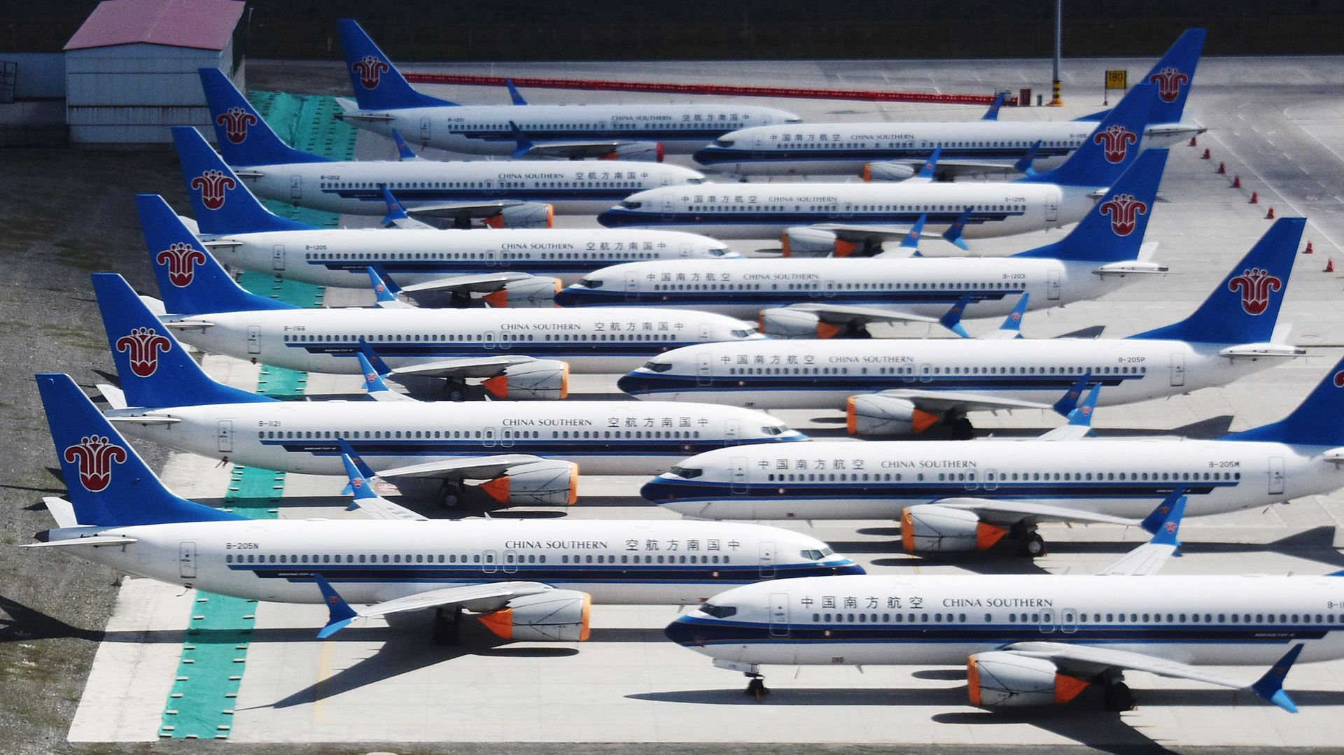 Des Boeing 737 Max stationnés sur le tarmac de l'aéroport d'Urumqi, en Chine, le 5 juin 2019.