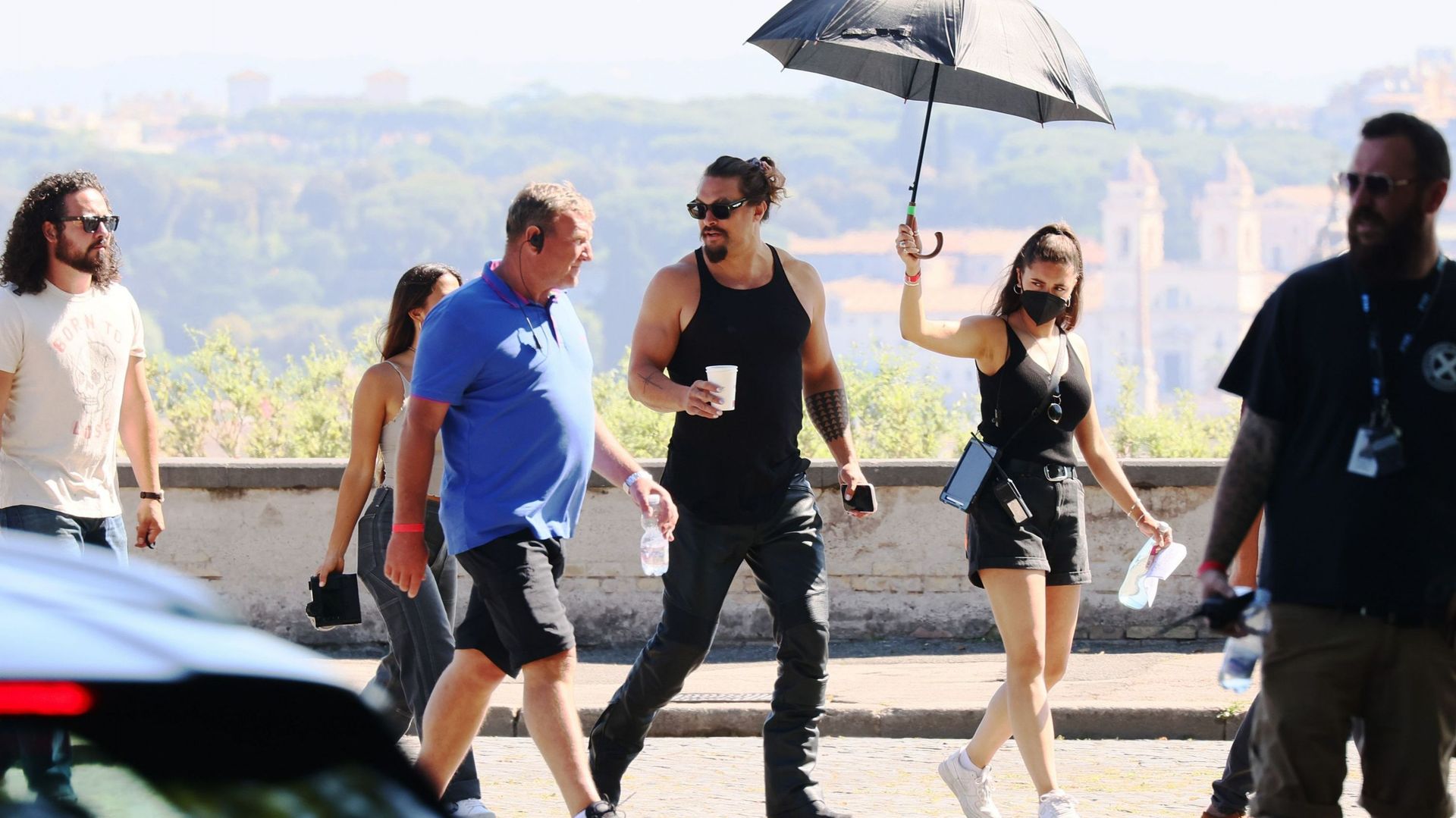 Jason Momoa pendant le tournage de Fast and Furious en mai 2022 à Rome, en Italie.