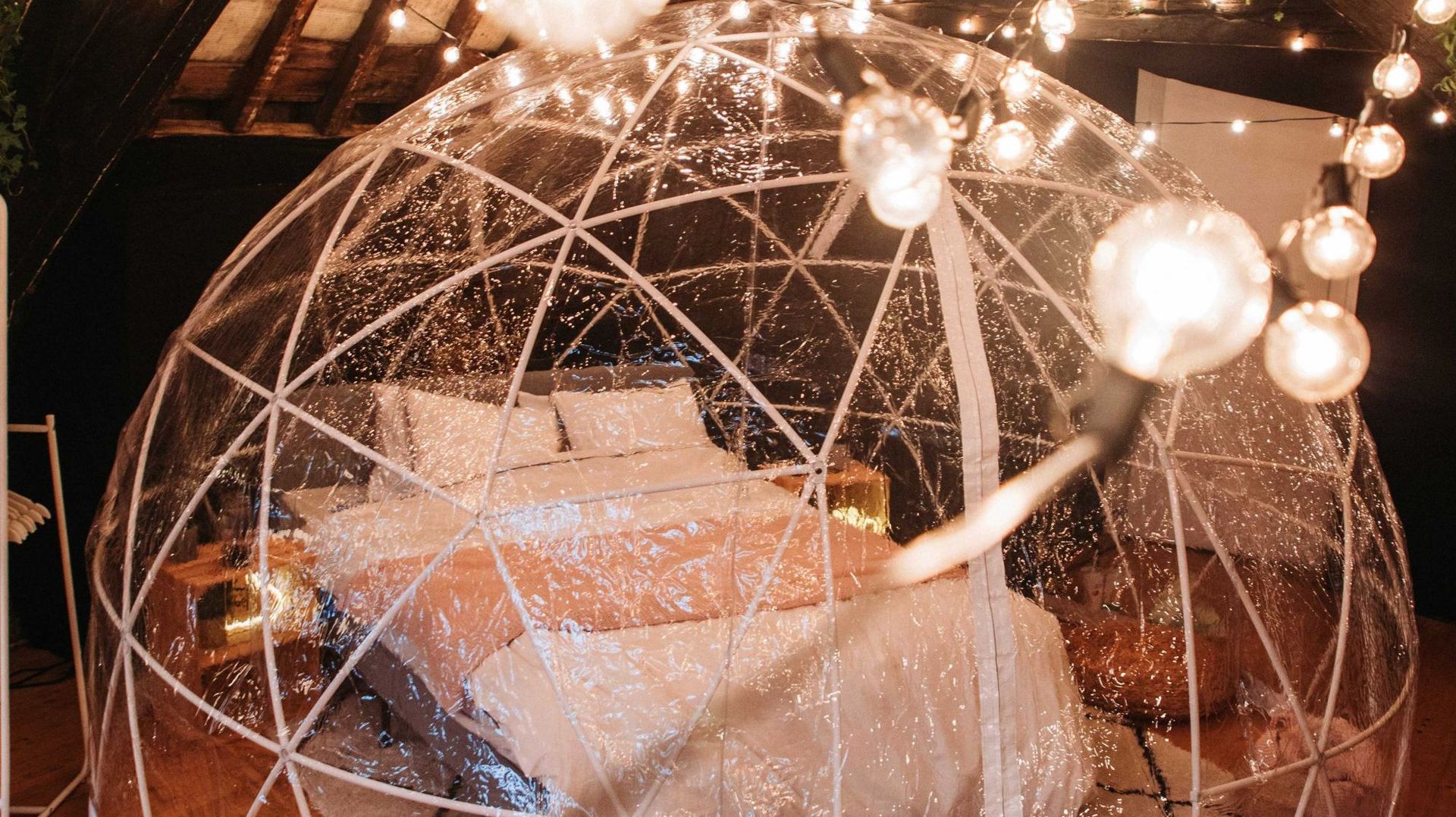 Dormir dans une bulle transparente avec vue sur la Grand Place de Bruxelles