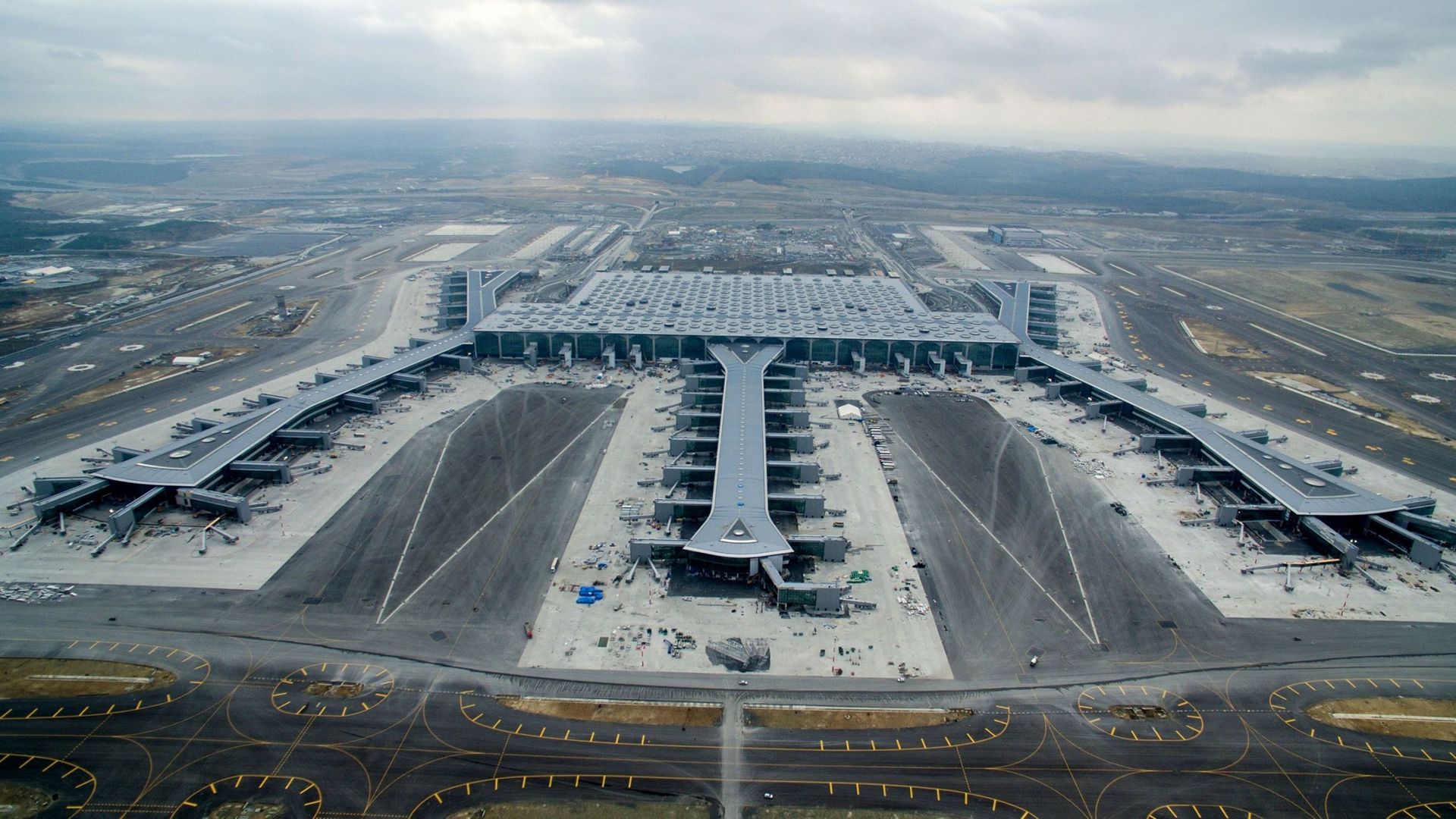 Le nouvel aéroport dIstanbul, un futur géant mondial - RTBF Actus