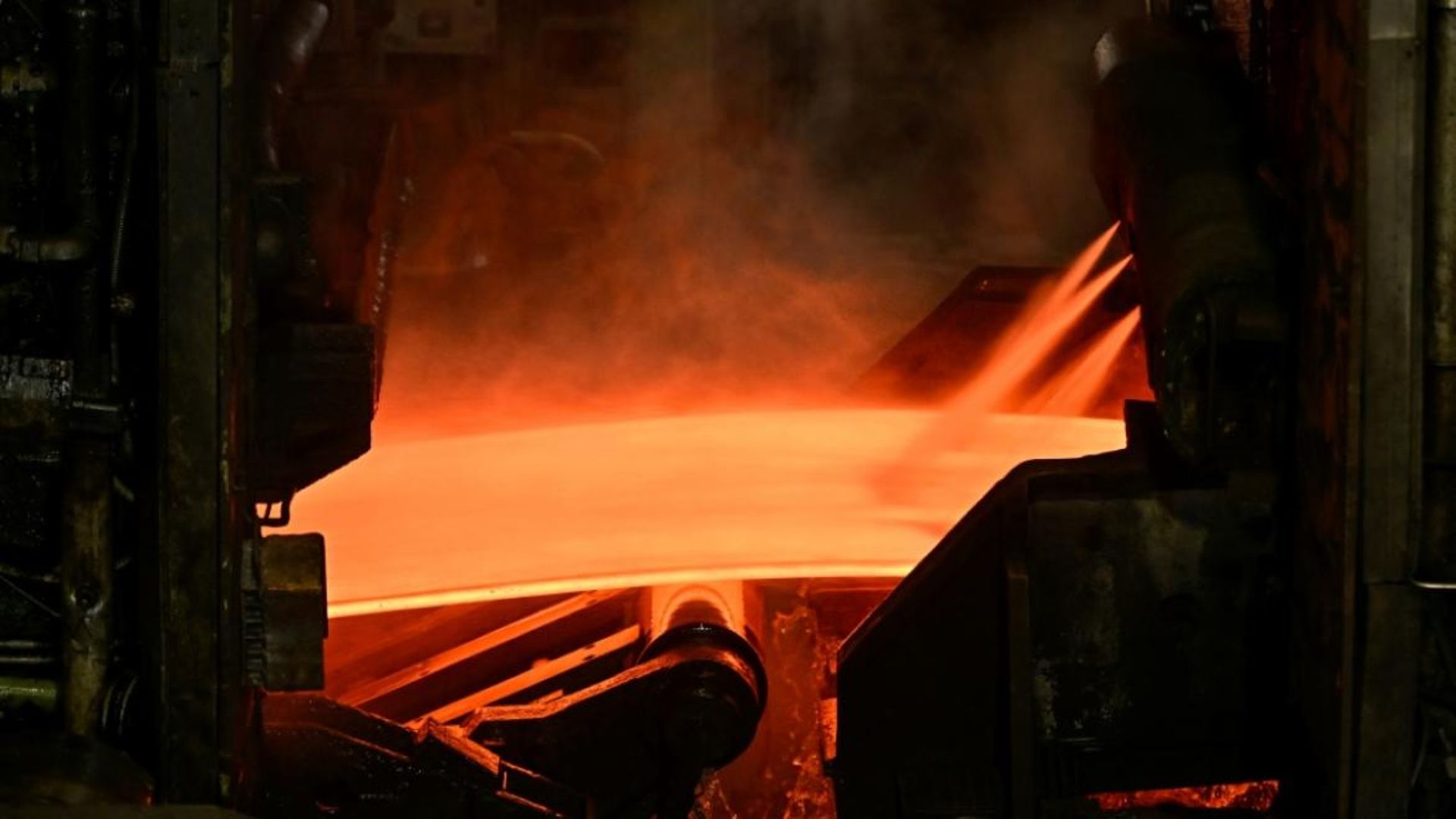 L’UE sort l’artillerie lourde pour sauver sa production d’acier