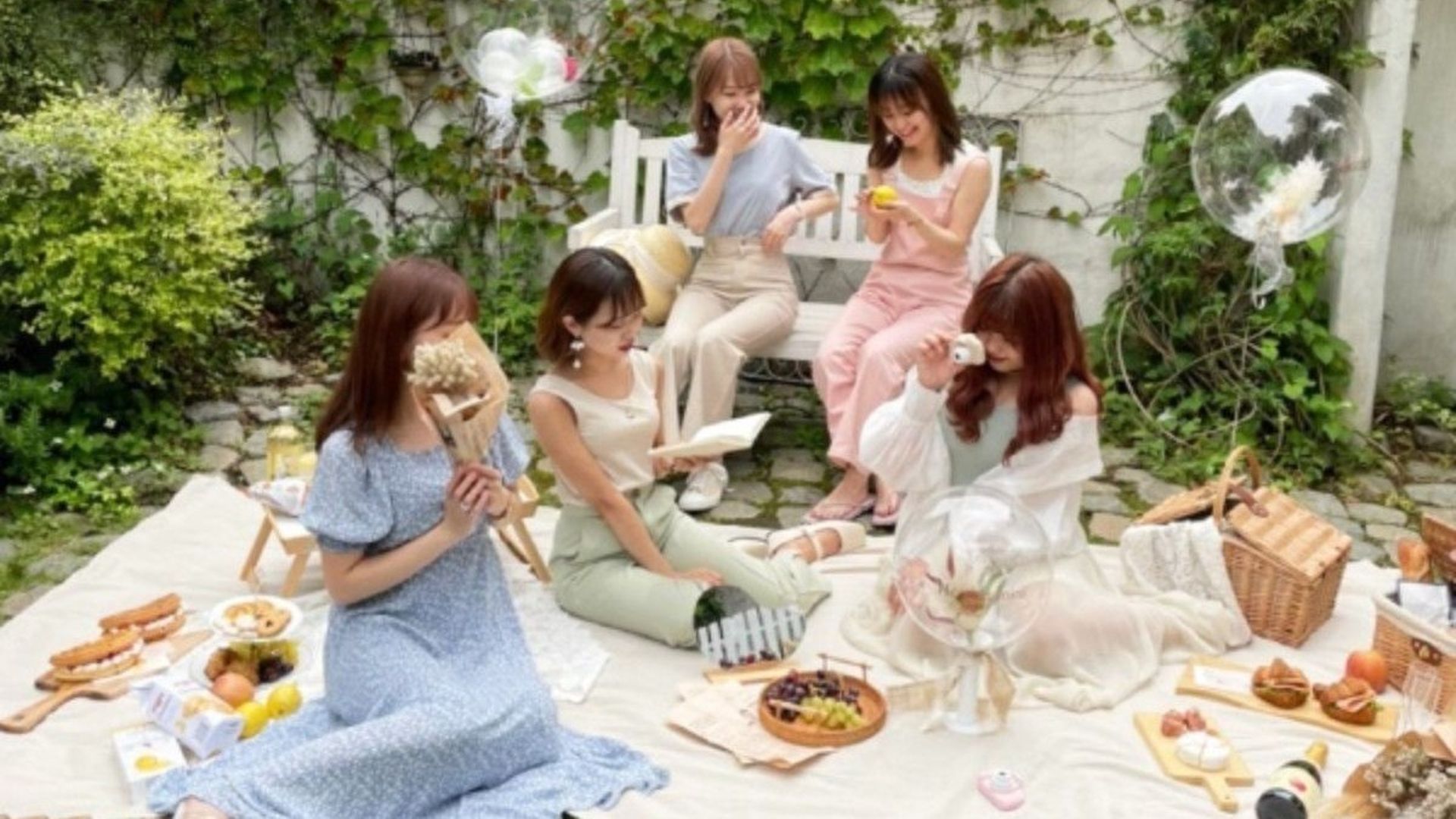 Au Japon, une marque propose une collection pour les femmes de moins de 1m50, enfin !