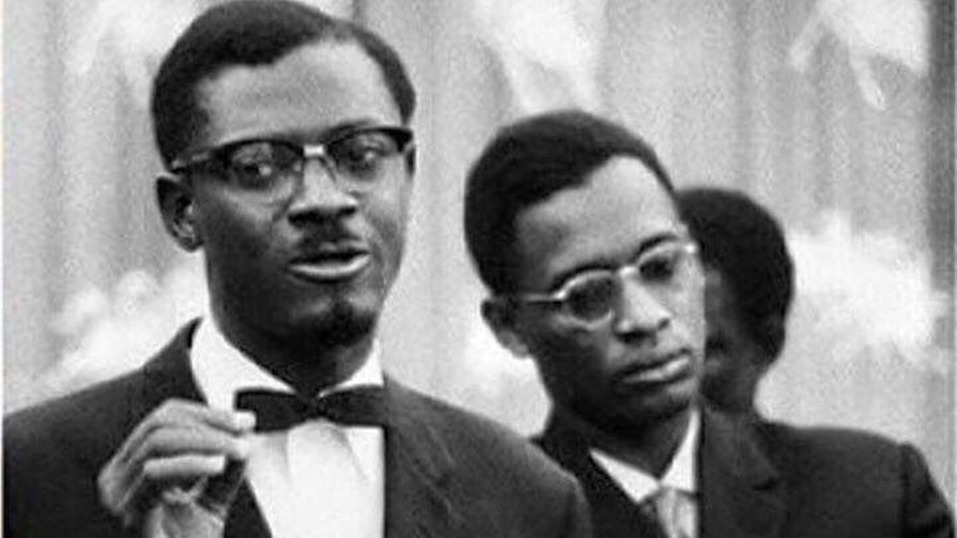 Patrice Lumumba et Joseph-Désiré Mobutu, à la Table ronde, février 1960