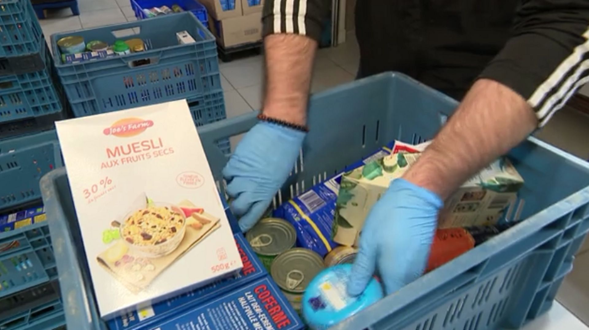 Coronavirus : associations fermées, aide alimentaire compromise, "nous sommes face à une crise humanitaire"