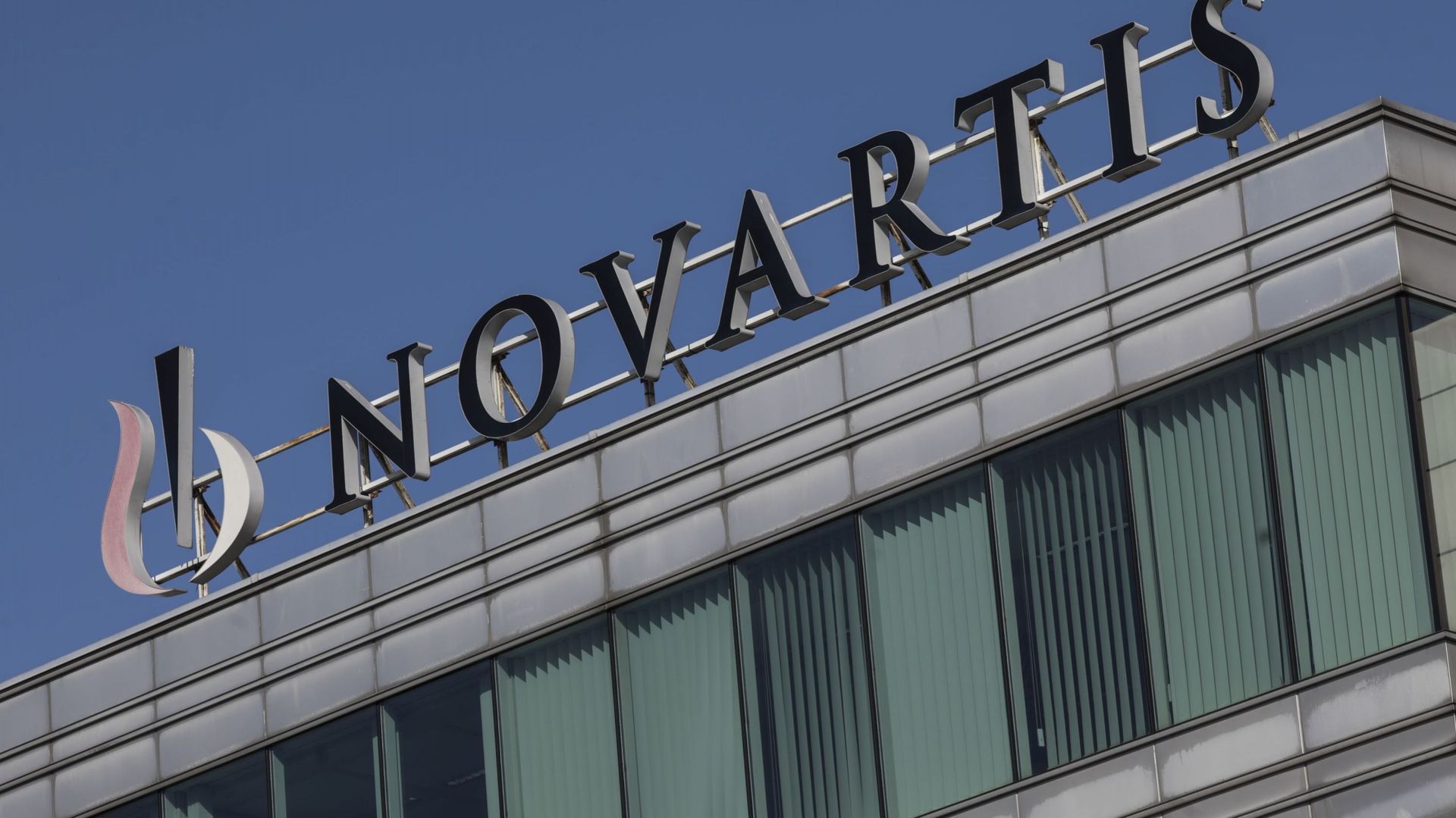 Der Schweizer Pharmariese Novartis wird weltweit mehr als 7 % seiner Belegschaft abbauen