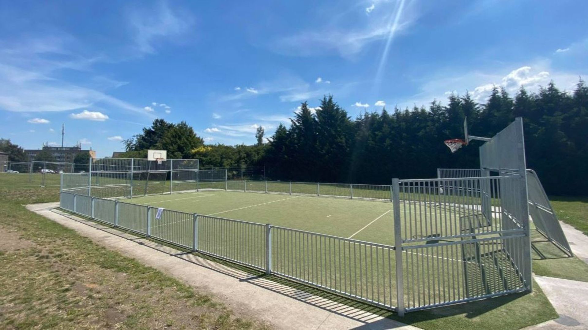 Charleroi : de nouveaux terrains multisports dans les quartiers