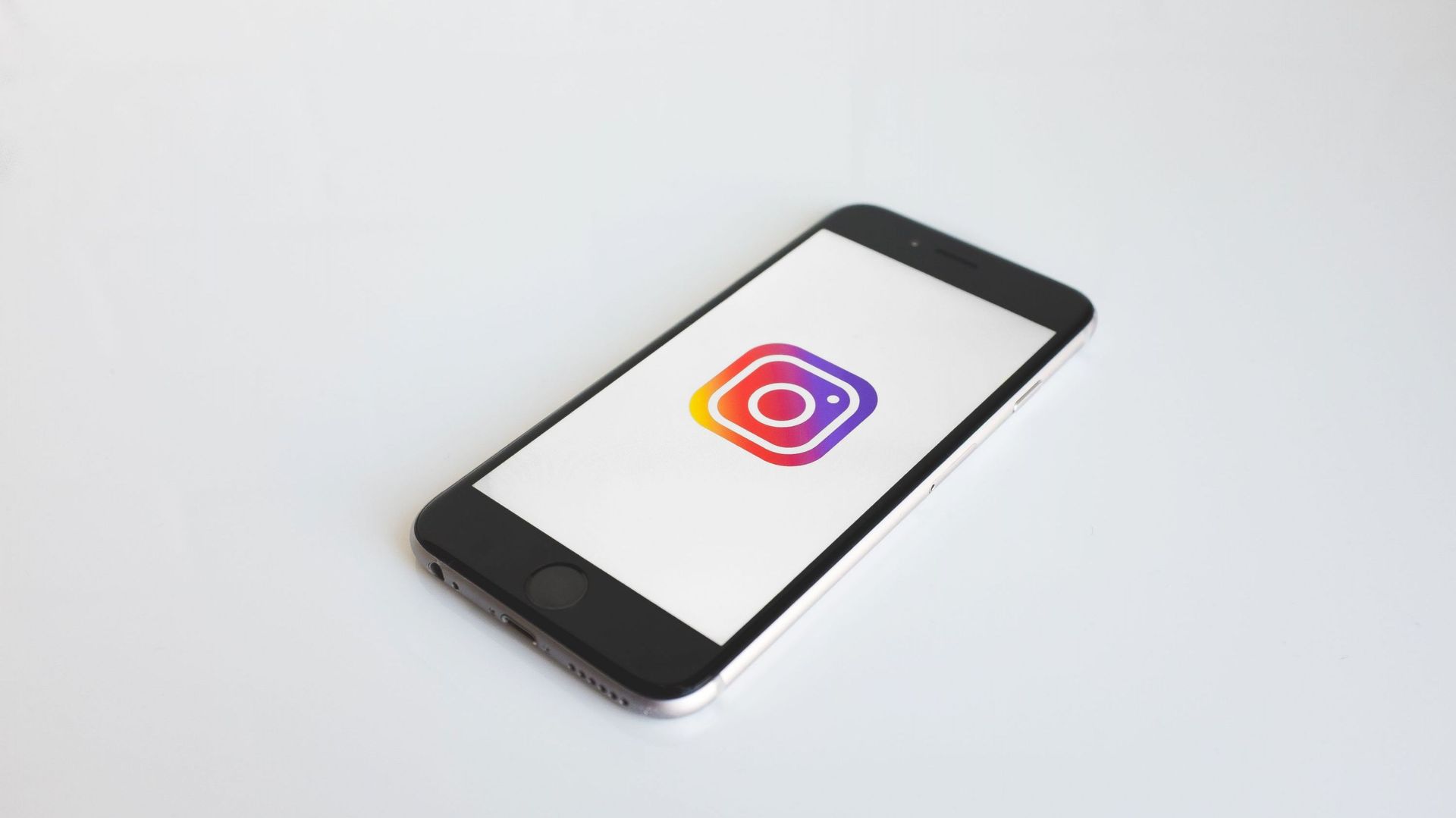 Instagram dévoile de nouveaux effets Boomerang