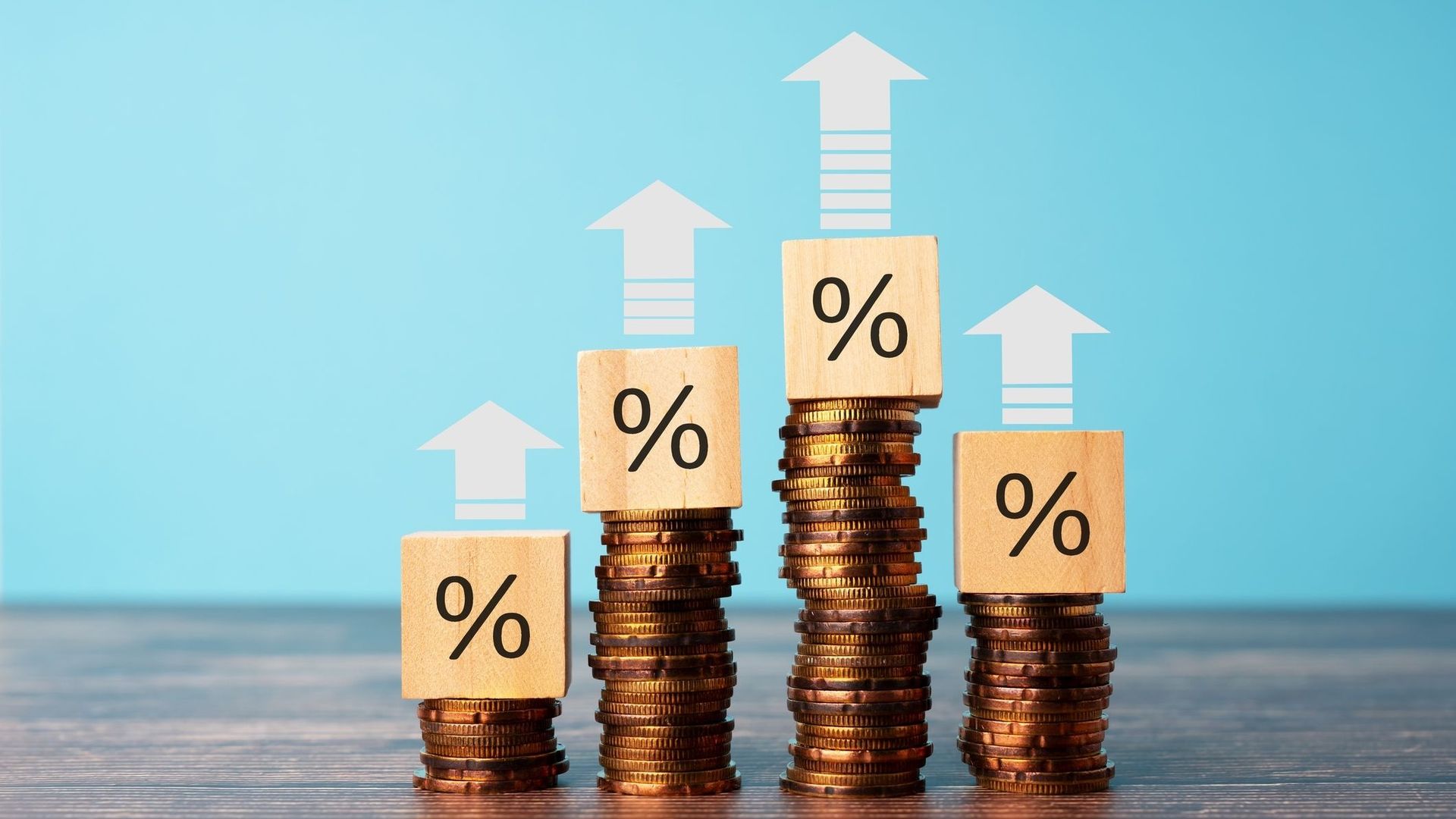 Taux d’intérêts en hausse : le prix caché de la dette publique pour les citoyens